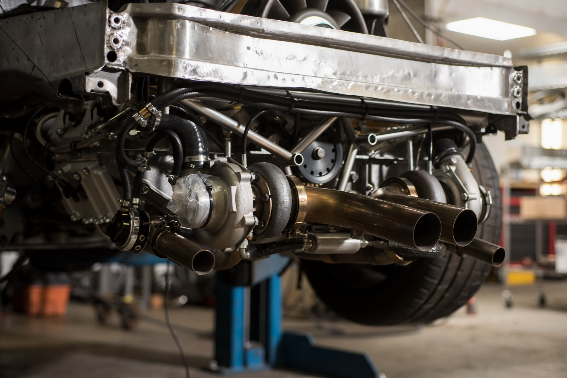 MOMO-356-RSR-22 Momo 356 RSR Outlaw Wants To Become The Ultimate Porsche 356