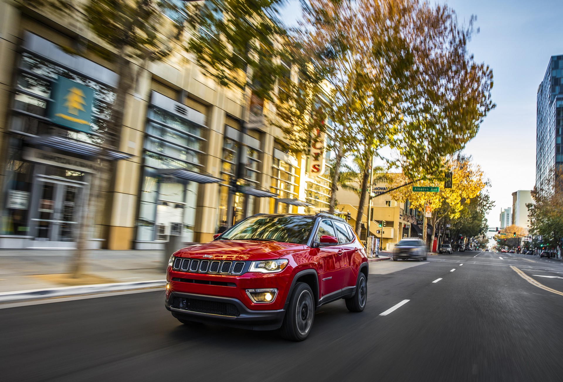 2019-Jeep-Compass-3 2019 Jeep Compass Upland Special Edition Gives The Entry-Level Model Trailhawk Looks