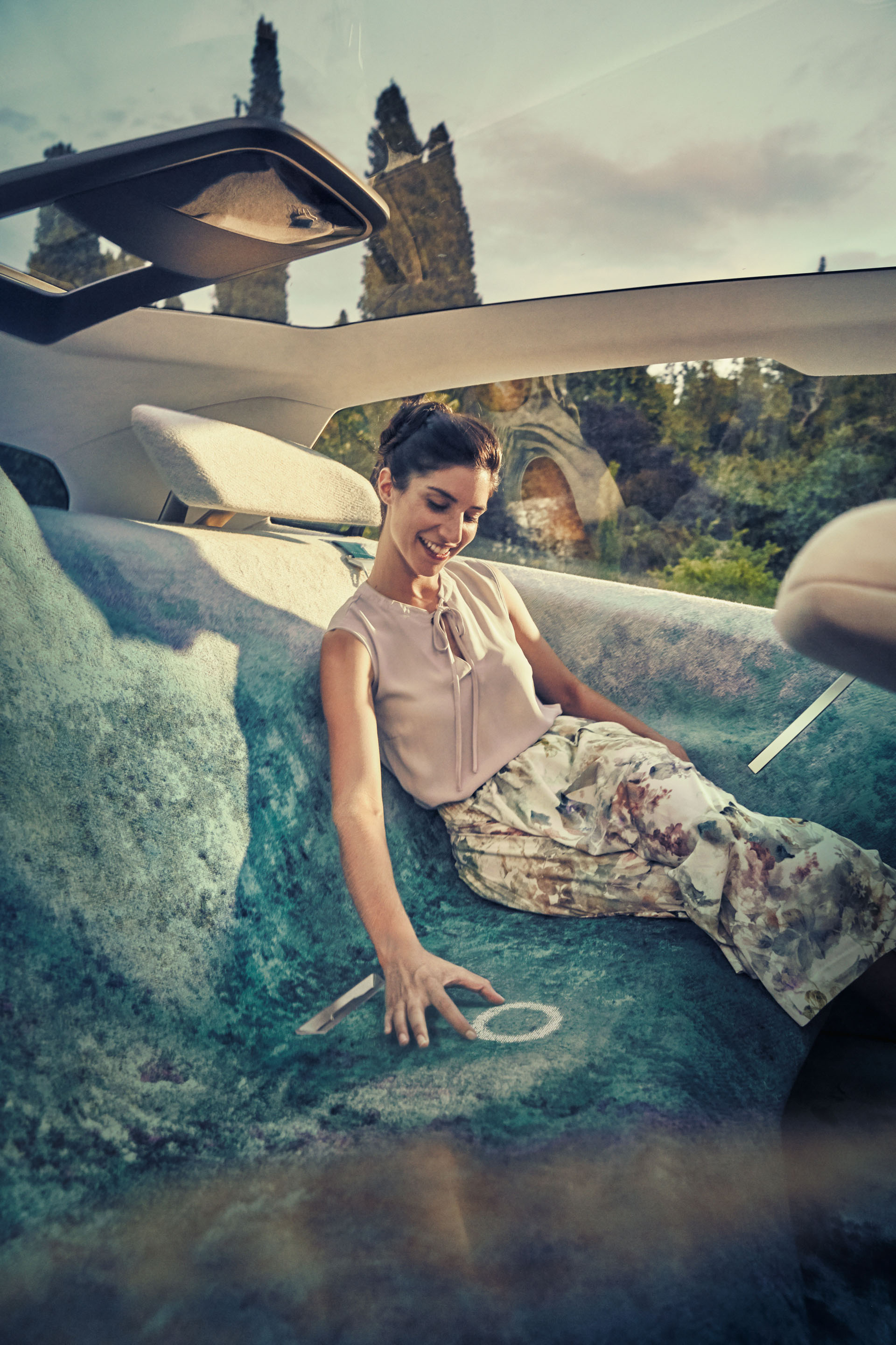 bmw-vision-inext-036 BMW Vision iNext Shows The Way Forward For A New Electric SUV