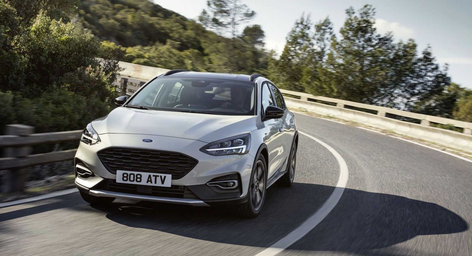 Ford-Focus-Active-USA-3 Sorry Trump, Ford Won’t Move Focus Active Production From China To U.S.