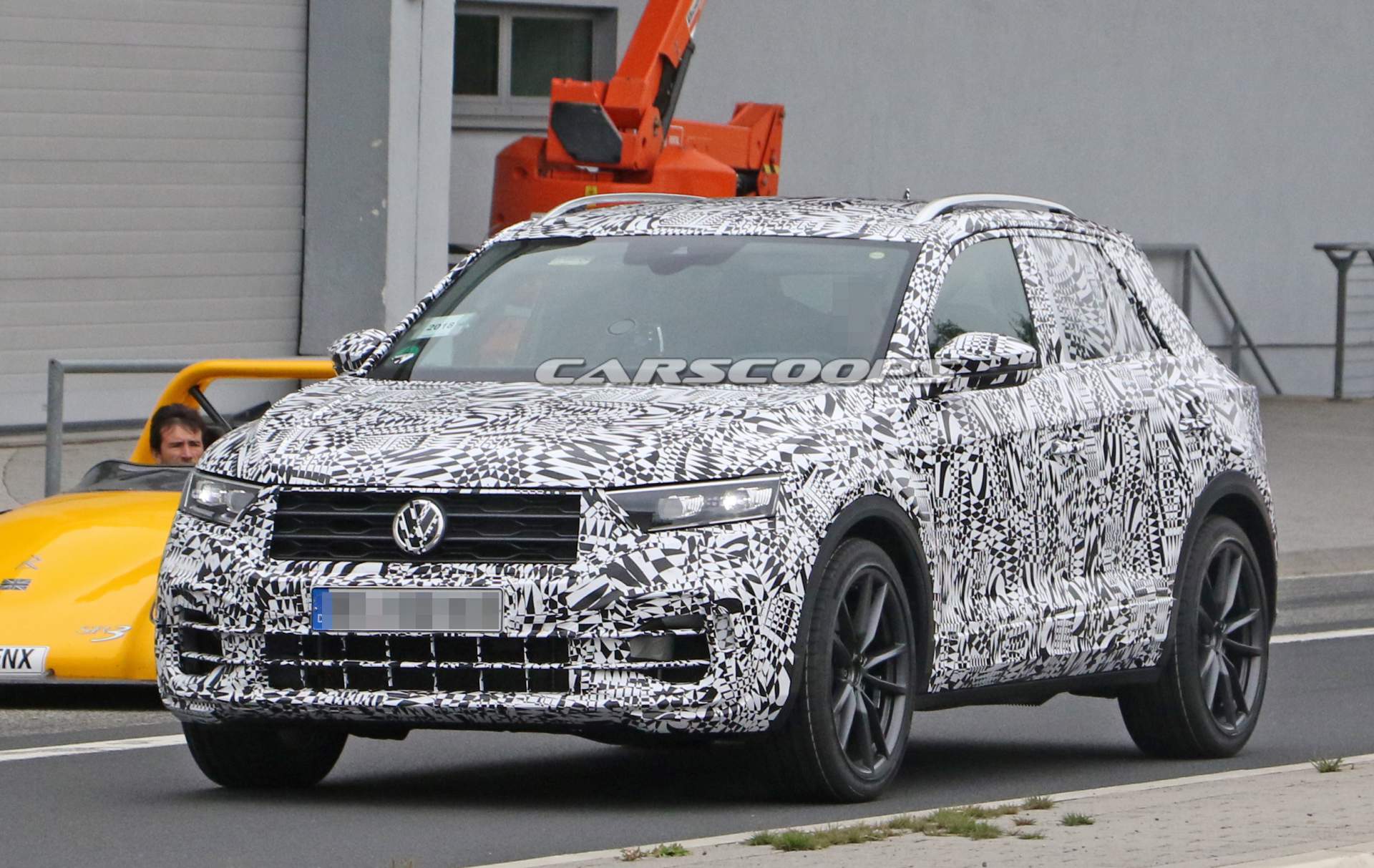 VW-T-Roc-R-spy-shots-3 VW T-Roc R Parades Final Production Body At The Nürburgring
