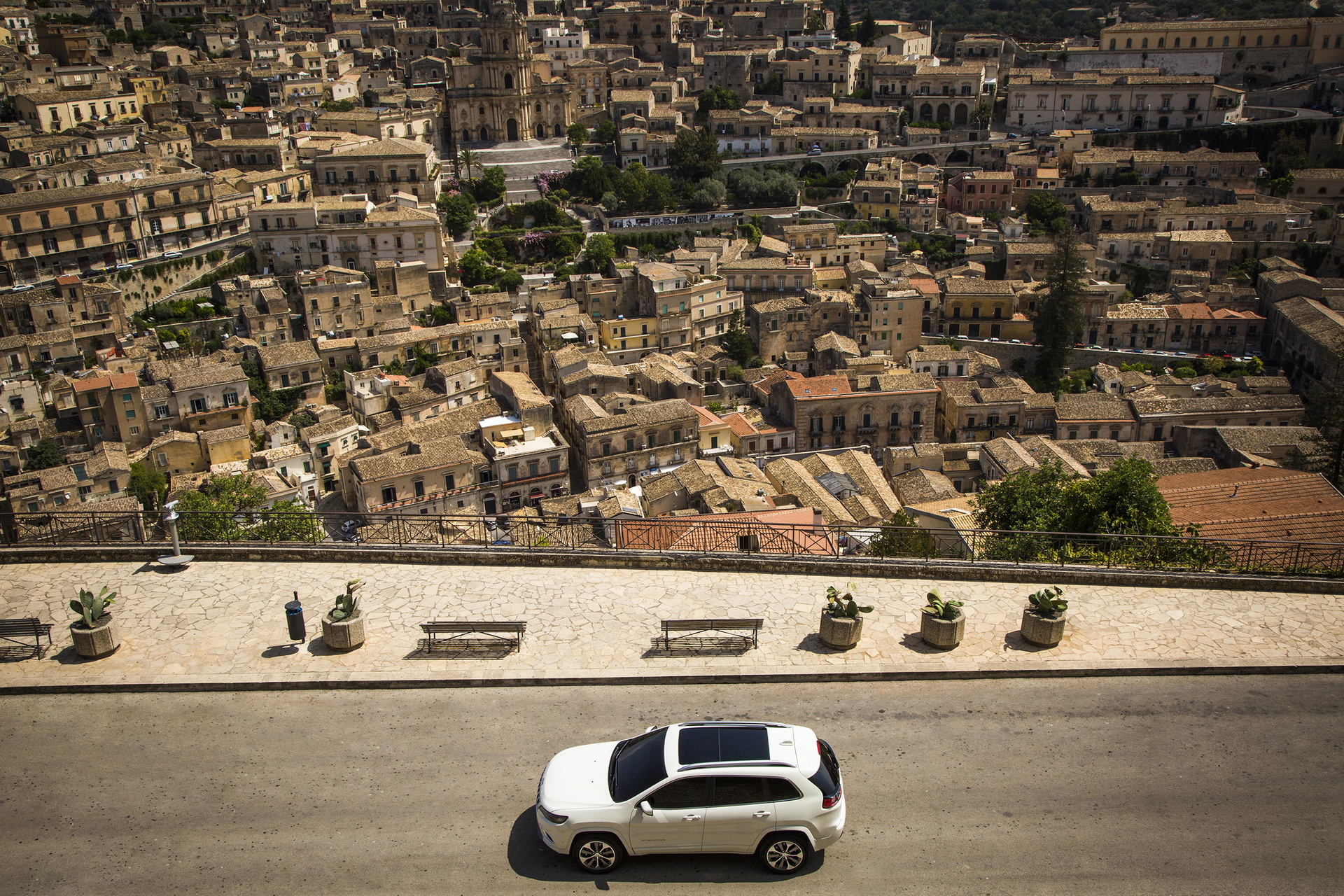New Jeep Cherokee 2019-29 Europe’s 2019 Jeep Cherokee Gains New 150 PS 2.2L Diesel