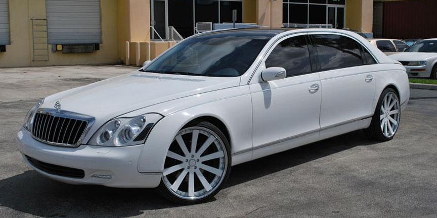 maybach-forgiato-wheels-10 Two-Tone Paint And Huge Rims Are One Way To Make Your Mercedes-Maybach S600 Stand Out