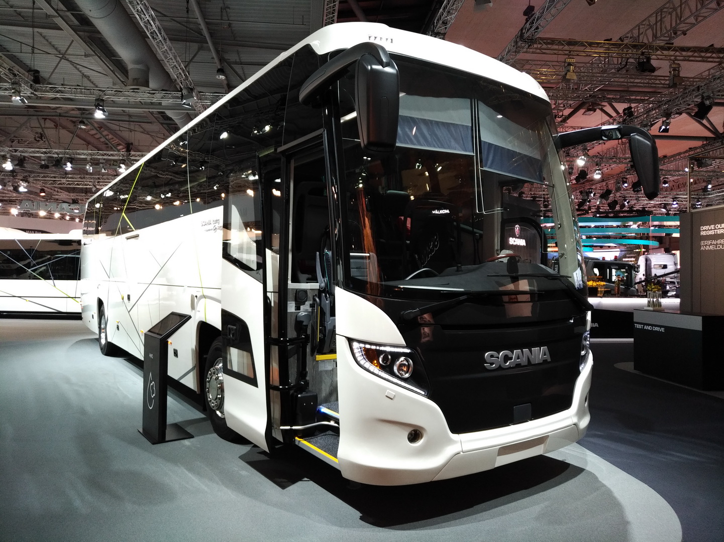 traton-group-2018-iaa-102 VW Truck & Bus Becomes TRATON Group, Wants To Revolutionize Global Transportation