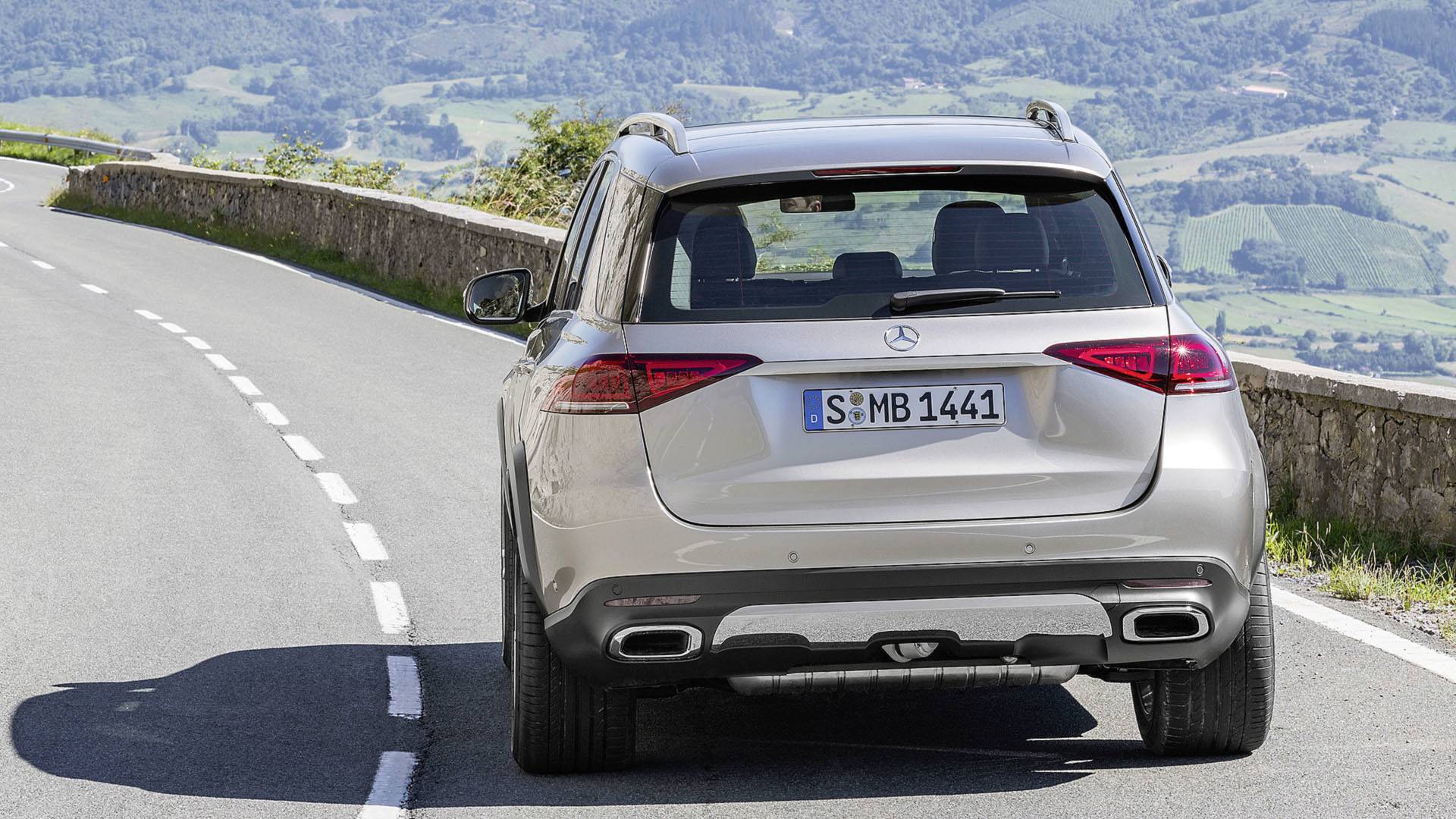 Mercedes-Benz-GLE-30 2019 Mercedes-Benz GLE Is Here With More Space, New Tech And Looks