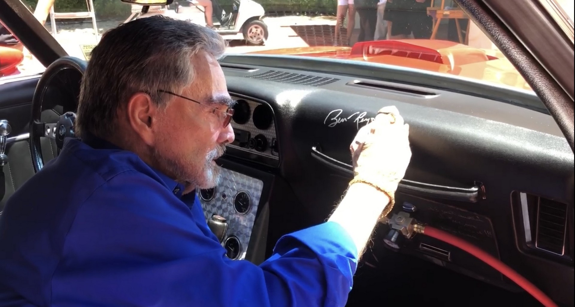 Burt Reynolds Auction-49 Burt Reynolds’ 1978 Pontiac Firebird Trans Am Is Going Up For Auction