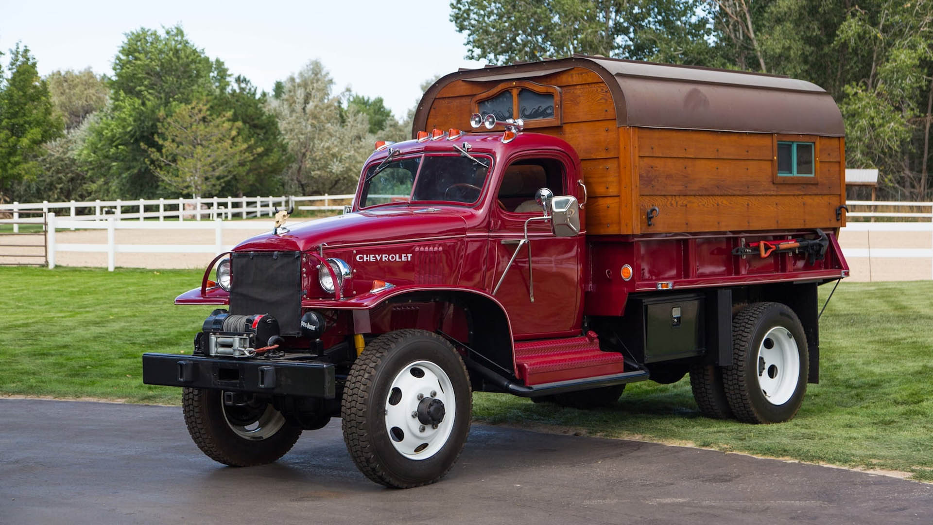 1942-Chevrolet-G-7117-camper-01 Overland In Classic Style With This ’42 Chevy Army Camper