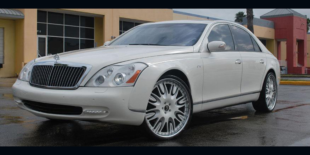 maybach-forgiato-wheels-13 Two-Tone Paint And Huge Rims Are One Way To Make Your Mercedes-Maybach S600 Stand Out