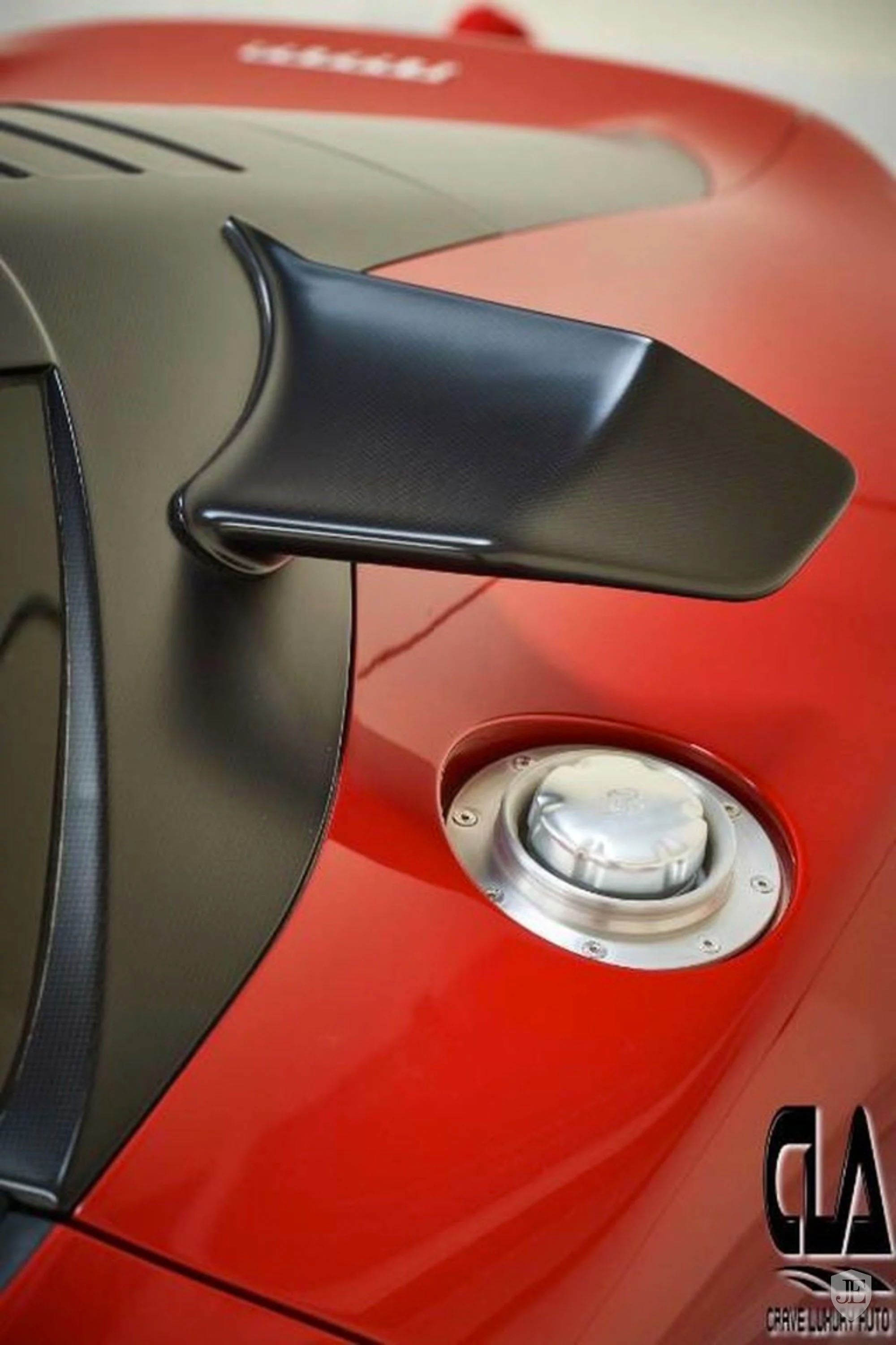 2012-ferrari-sp30-06 One-Of-A-Kind Ferrari SP30 Somehow Ended Up In Texas – And It’s Up For Grabs