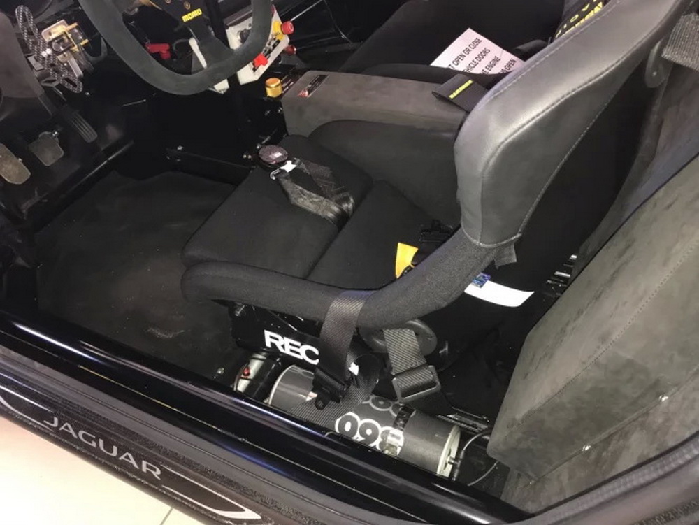 Jaguar-CX75-06 Become A Real-Life Bond Villain With An Original Jaguar C-X75 Spectre Stunt Car