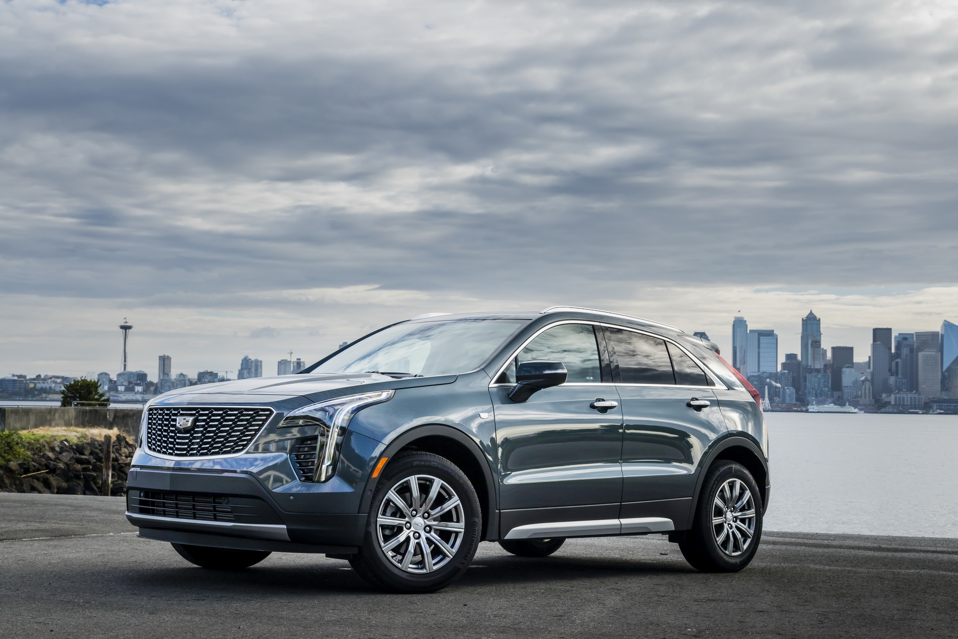 2019-Cadillac-XT4-007 Cadillac Puts Diesel Engine Development On Hold, Will Focus On Electrification