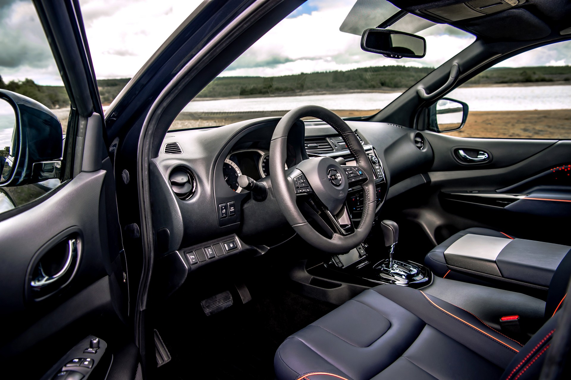 Navara Dark Sky concept-7 Nissan Navara Dark Sky Concept Packs Plenty Of Star Power Thanks Its To Observatory-Class Telescope