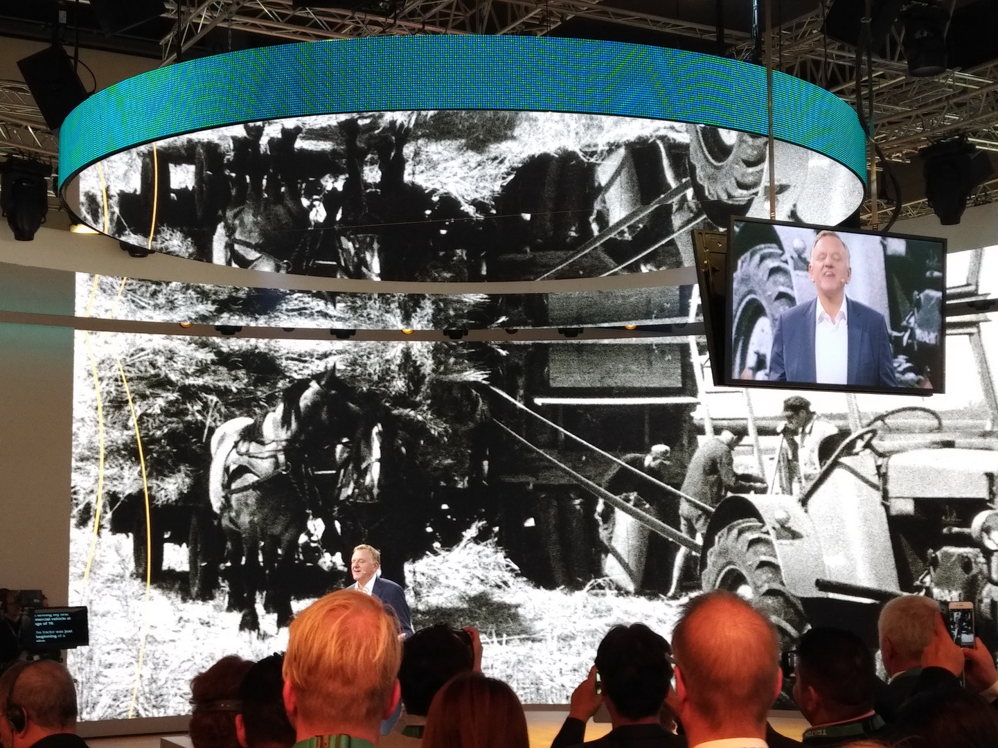 traton-group-2018-iaa-196 VW Truck & Bus Becomes TRATON Group, Wants To Revolutionize Global Transportation