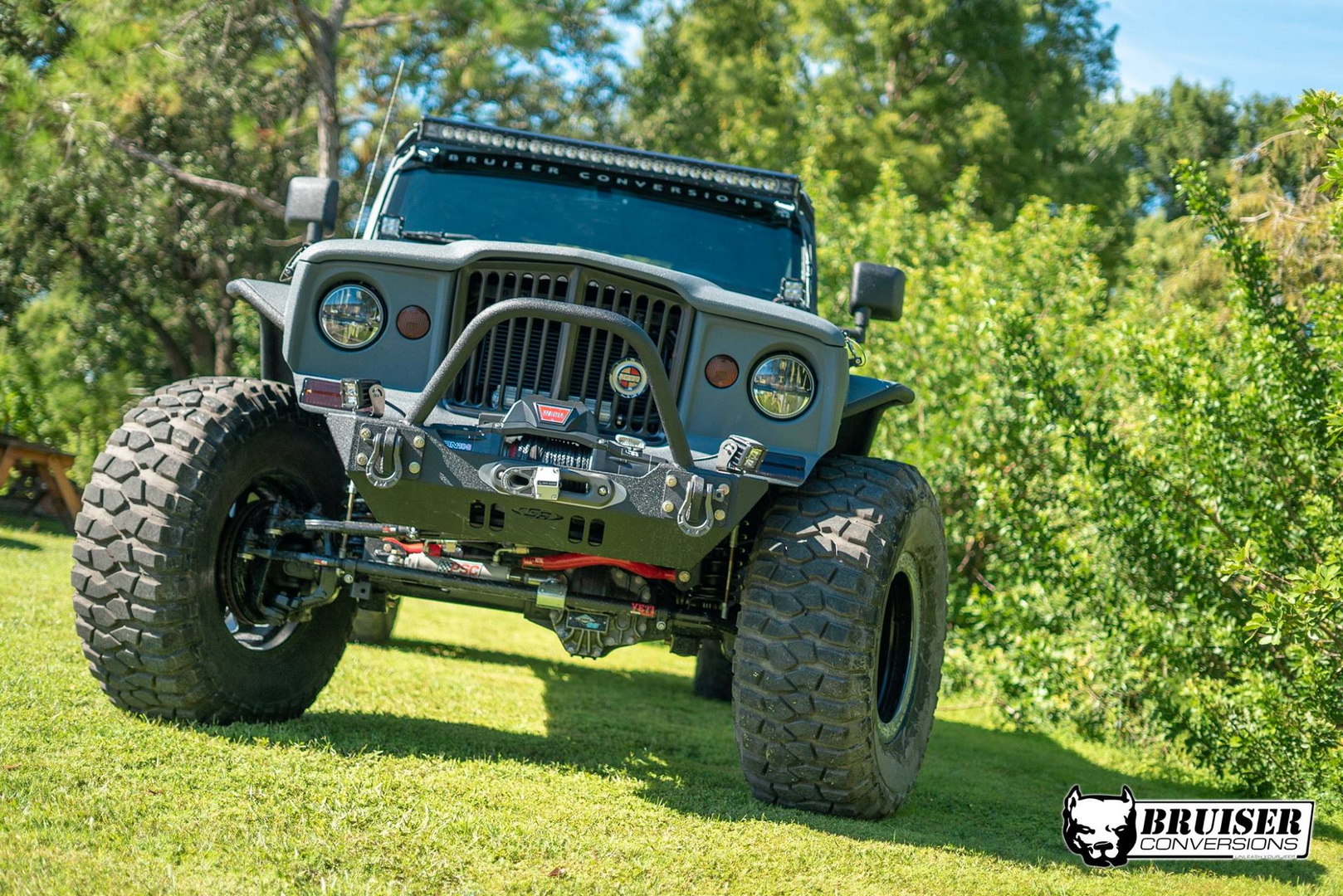 jeep-wrangler-honcho-bruiser-conversions-13 Bruiser Honcho Is One Hardcore Jeep Wrangler That Ain’t Afraid Of Anything
