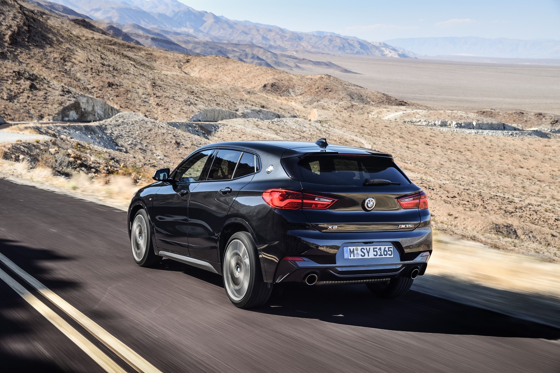 BMW X2 M35i-18 2019 BMW X2 M35i Combines 302 HP With A Hatchback-Like Body