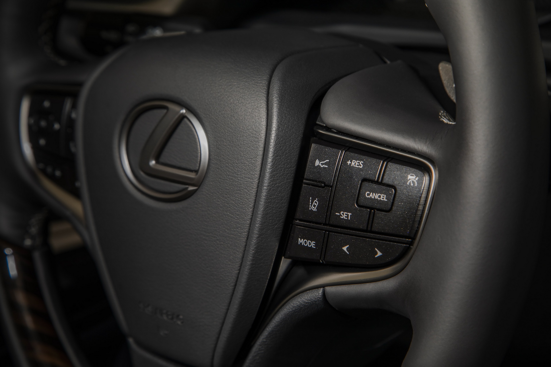 2019-Lexus-ES-13 Lexus ES Priced From £35,150 In The UK, Orders Open This October