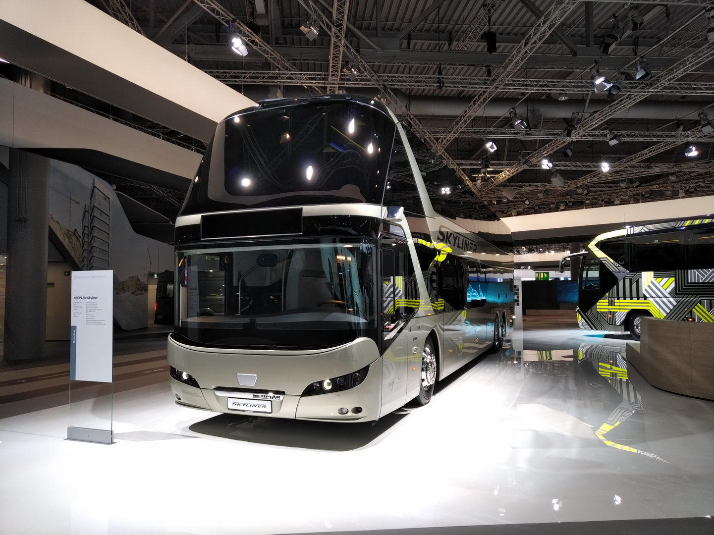 traton-group-2018-iaa-124 VW Truck & Bus Becomes TRATON Group, Wants To Revolutionize Global Transportation