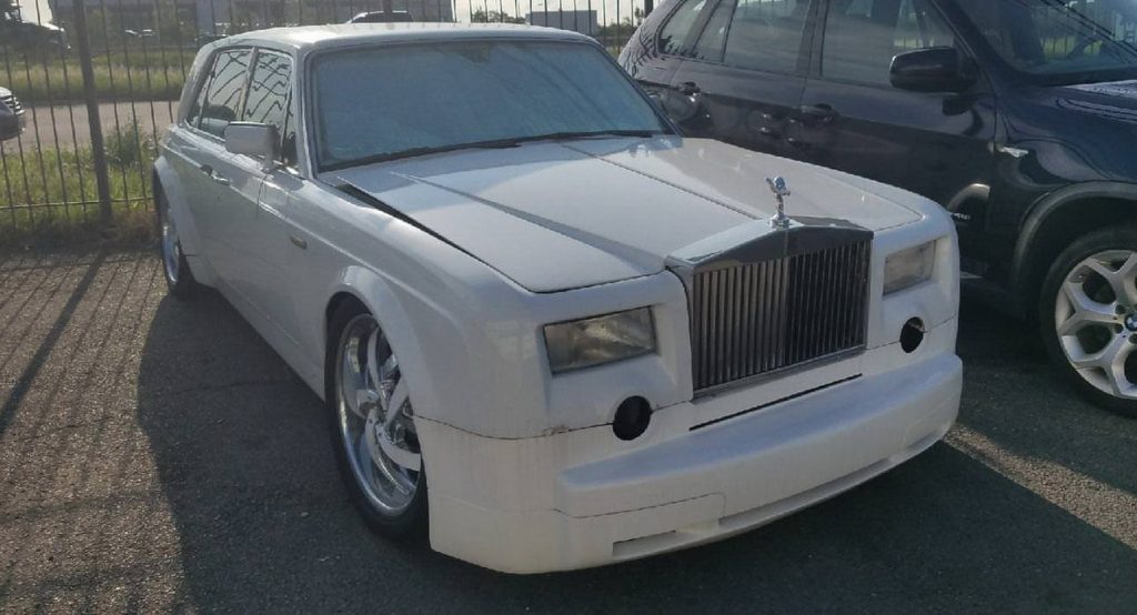  Undersized Rolls-Royce Phantom Replica Won’t Be Fooling Anybody