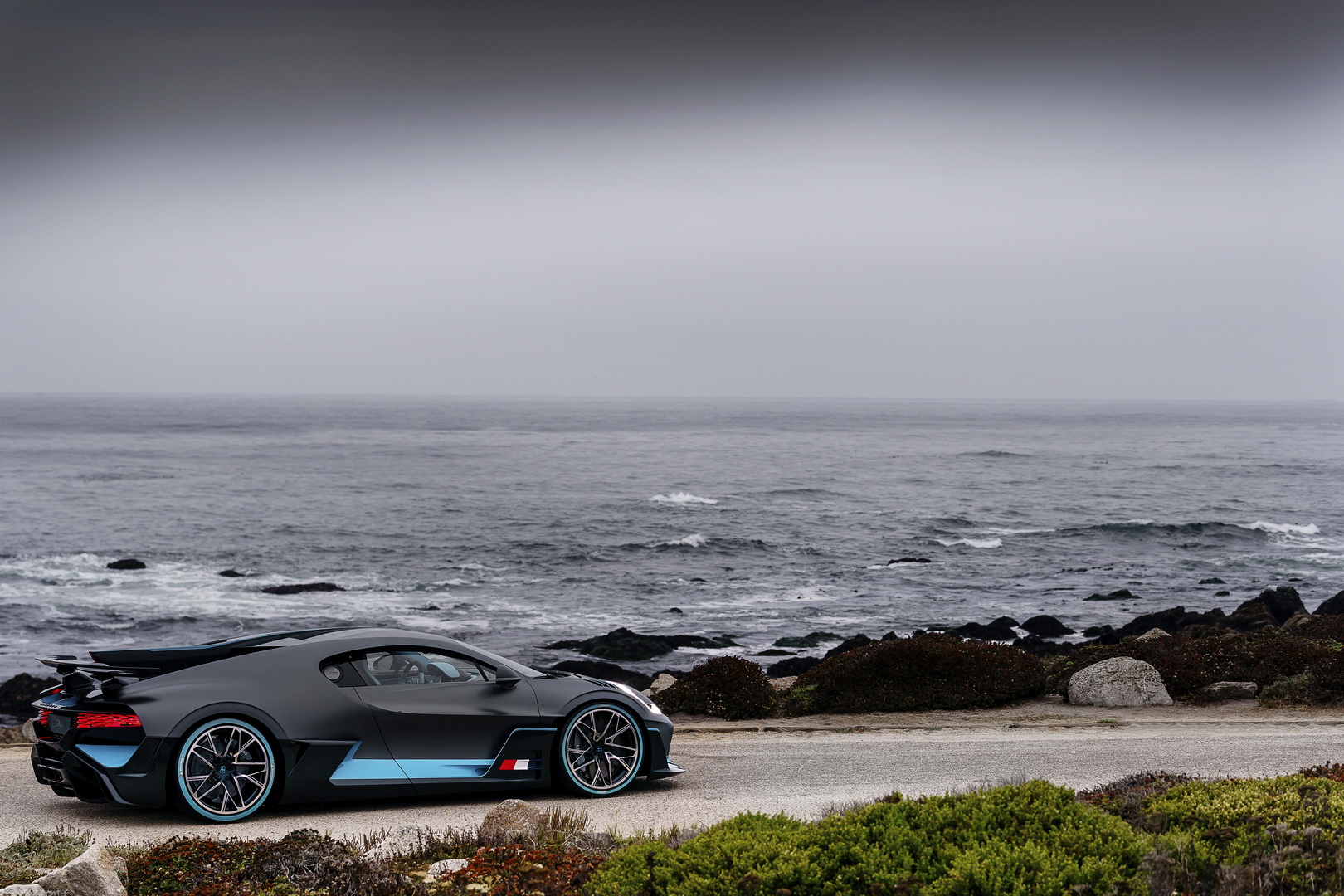 bugatti-divo-3 Bugatti Might Go Hybrid, Current W16 Engine Is ‘The Last Of Its Kind’