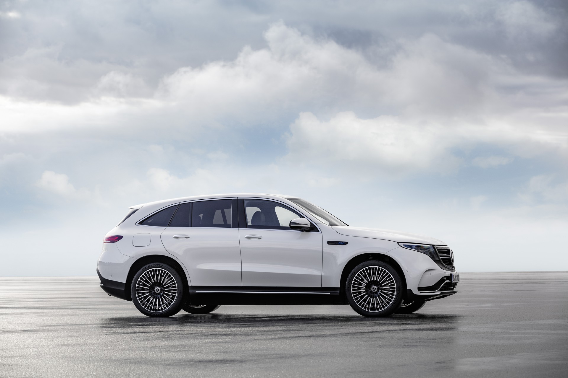 Mercedes-EQC-59 Mercedes Enters The Electric Era With All-New EQC Crossover