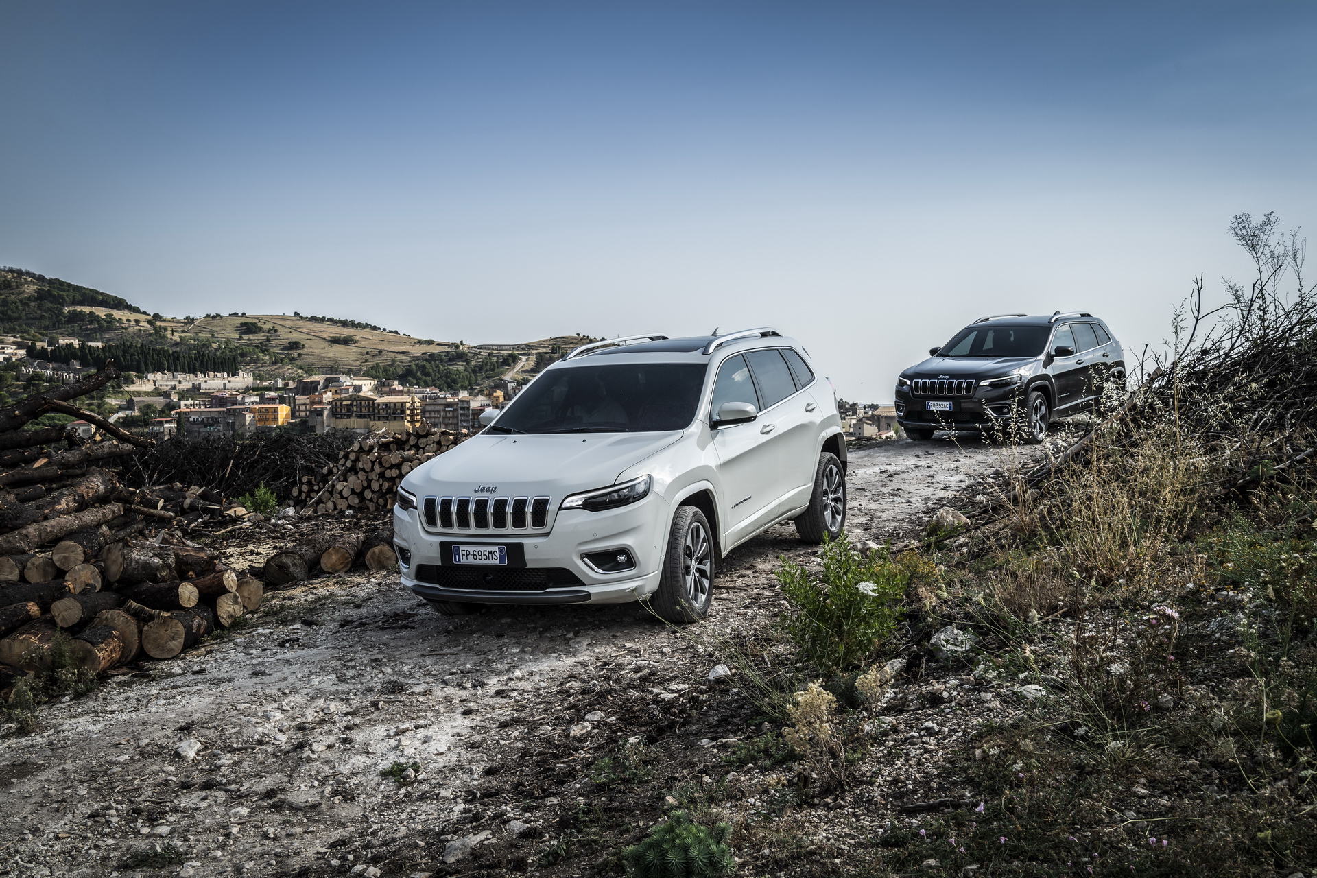 New Jeep Cherokee 2019-79 Europe’s 2019 Jeep Cherokee Gains New 150 PS 2.2L Diesel