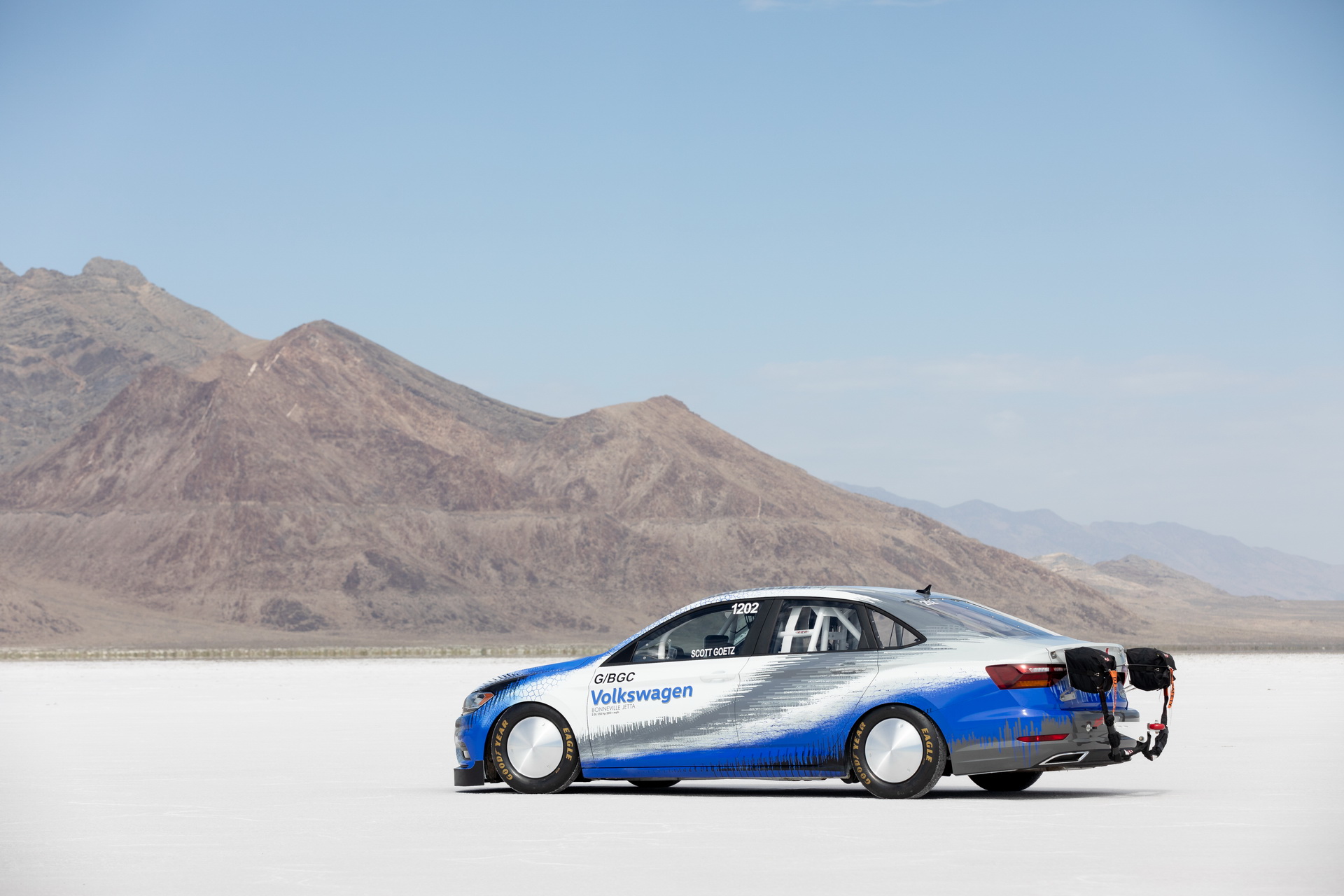 vw-jetta-land-speed-record-salt-flats-18 2019 VW Jetta Breaks SCTA Land Speed Record With 210 MPH Run