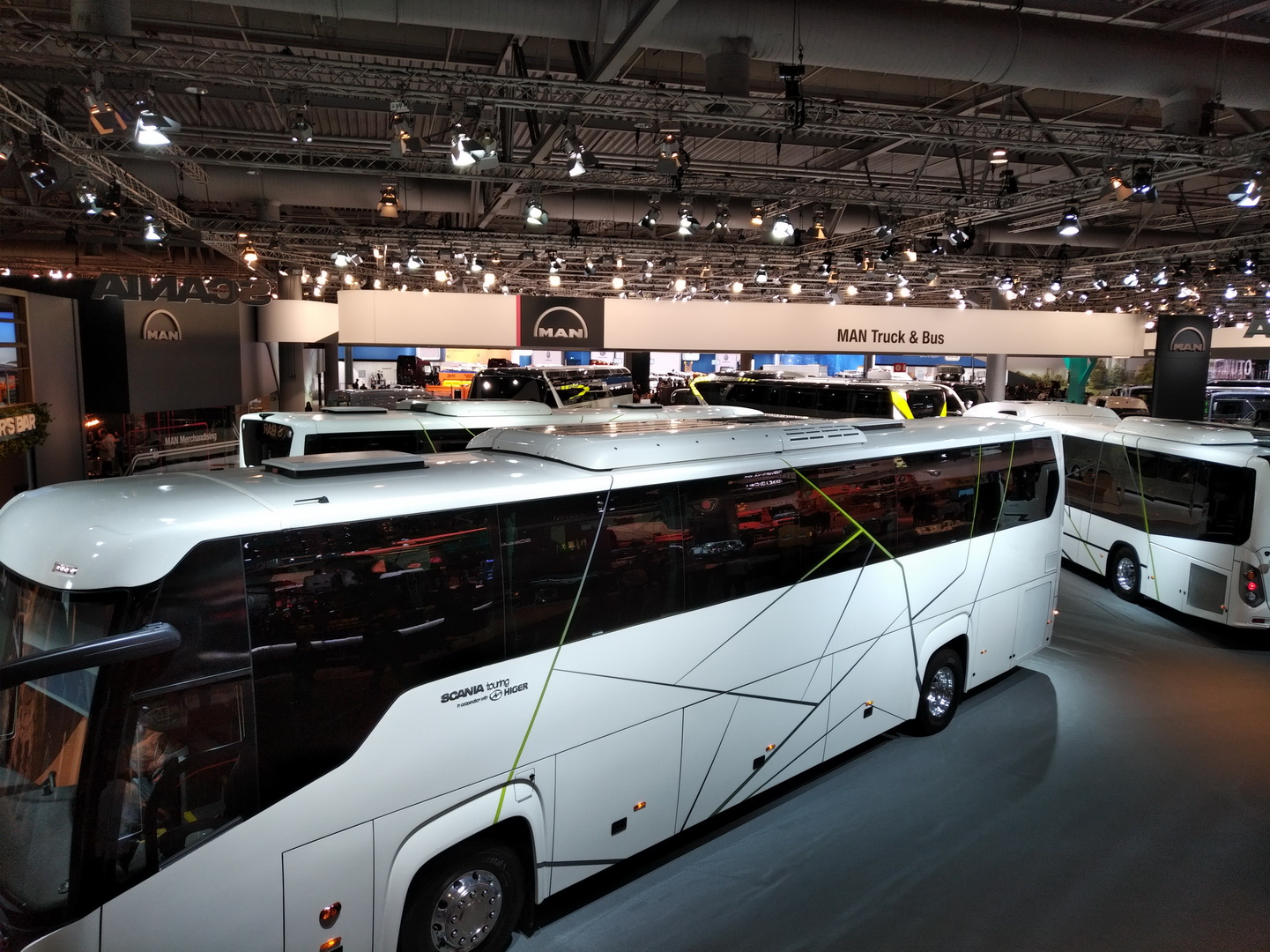 traton-group-2018-iaa-202 VW Truck & Bus Becomes TRATON Group, Wants To Revolutionize Global Transportation