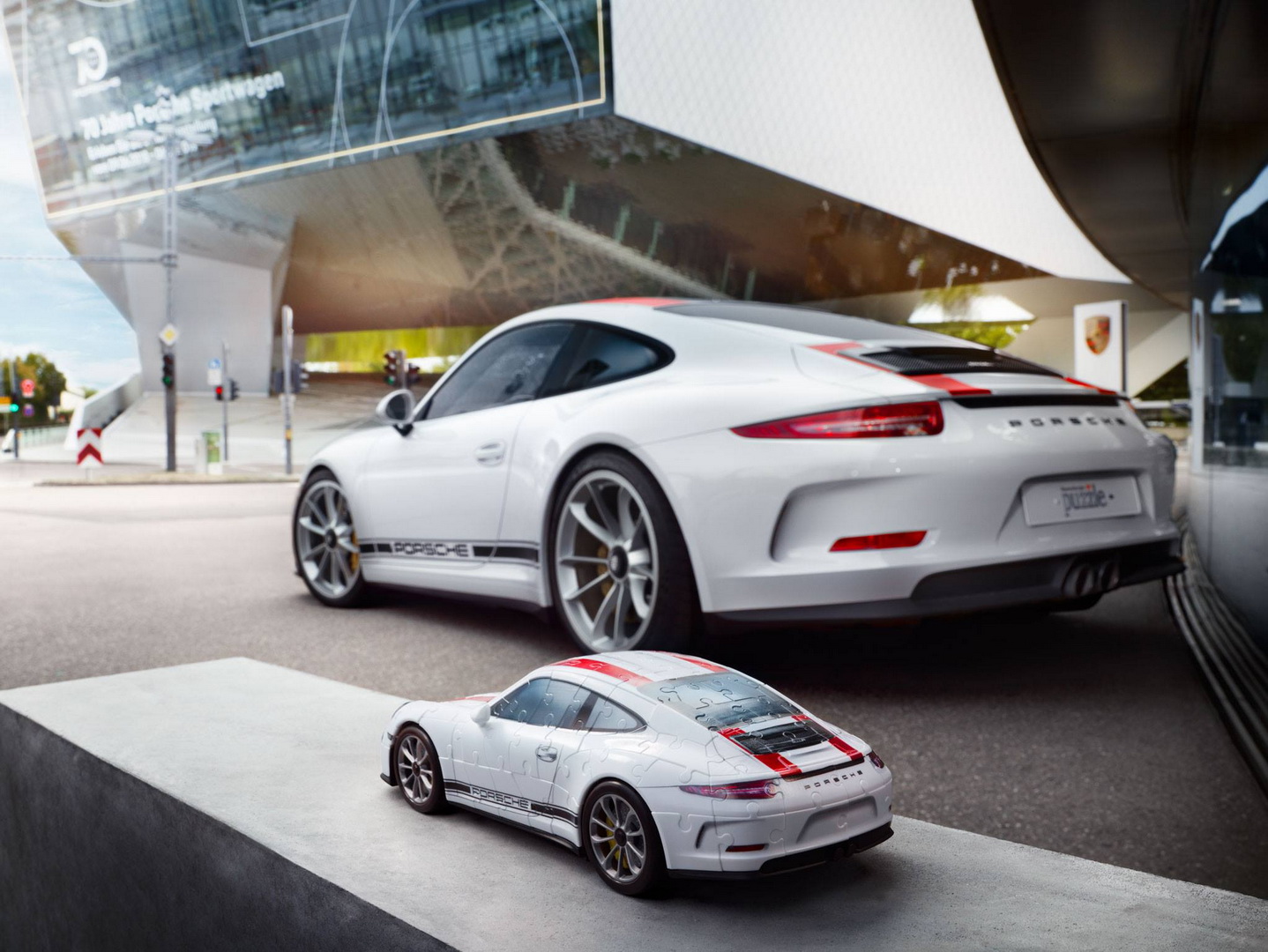 porsche-911-r-scale-model-2 The Porsche 911 R Is Back In Production, And It Will Cost You Just $60 (You Wish…)