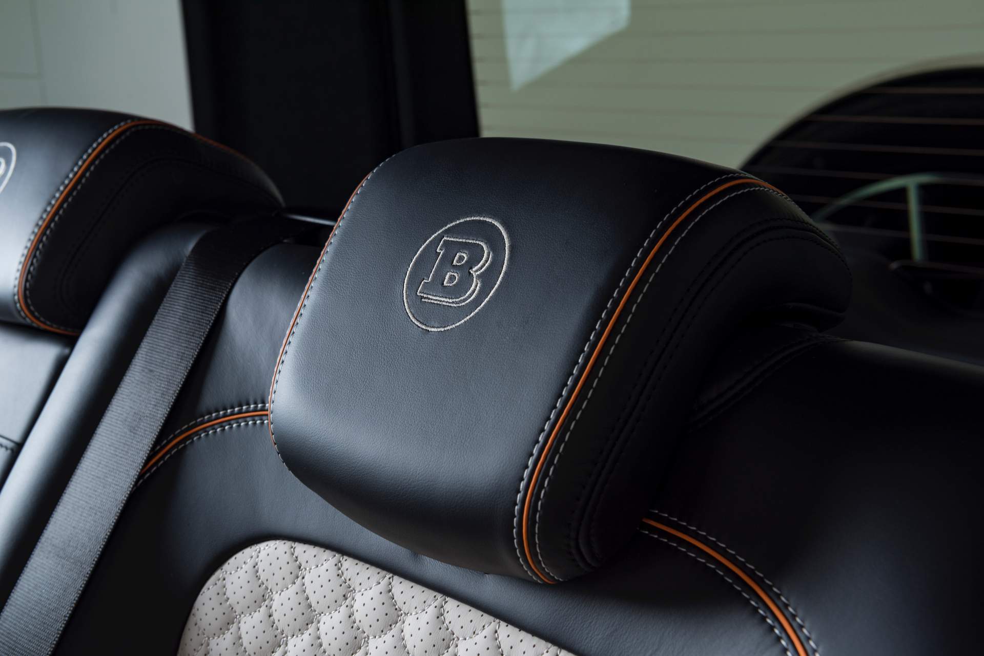 Brabus-700-Widestar-based-on-Mercedes-AMG-G63-47 New Brabus 700 Widestar Is What Stock Mercedes-AMG G63s Dream Of Becoming