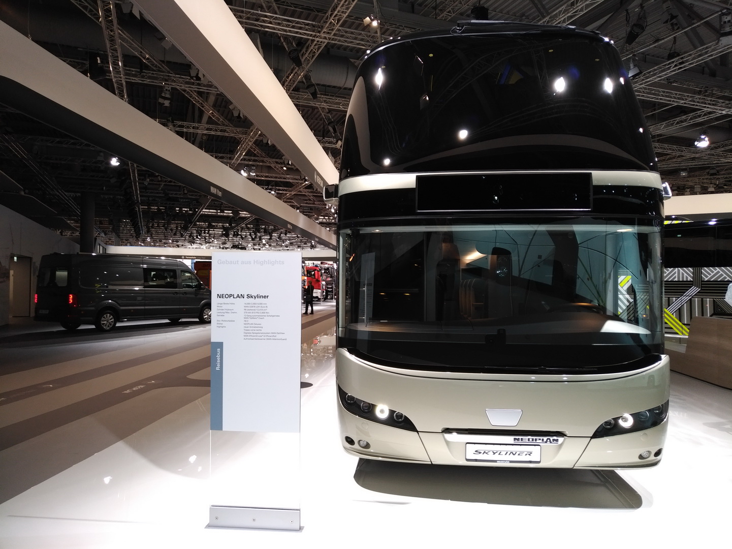 traton-group-2018-iaa-120 VW Truck & Bus Becomes TRATON Group, Wants To Revolutionize Global Transportation