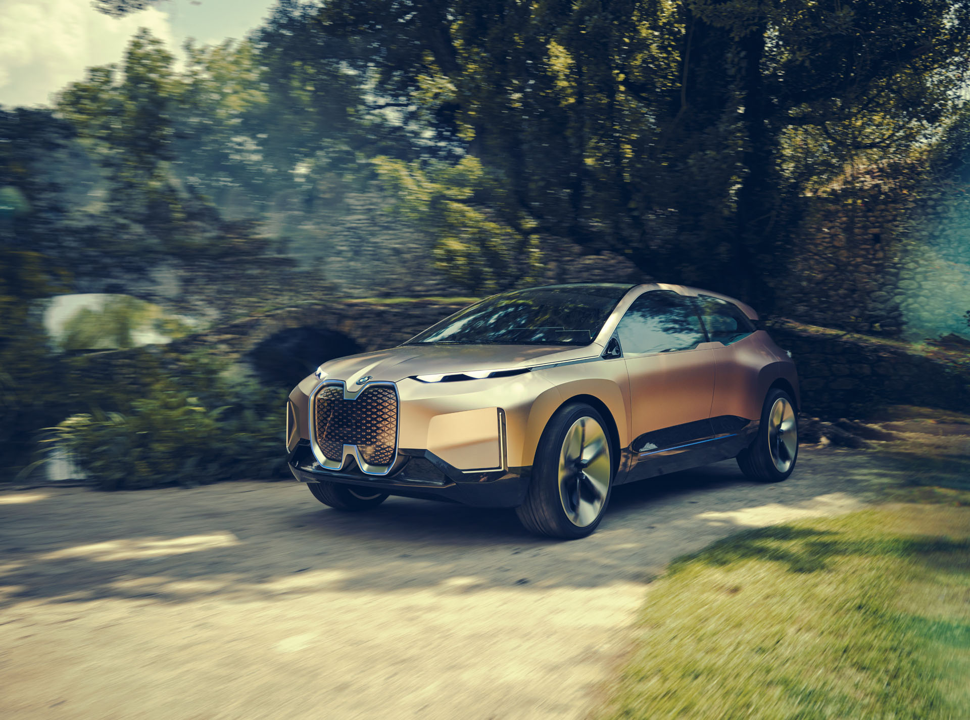 bmw-vision-inext-030 BMW Vision iNext Shows The Way Forward For A New Electric SUV