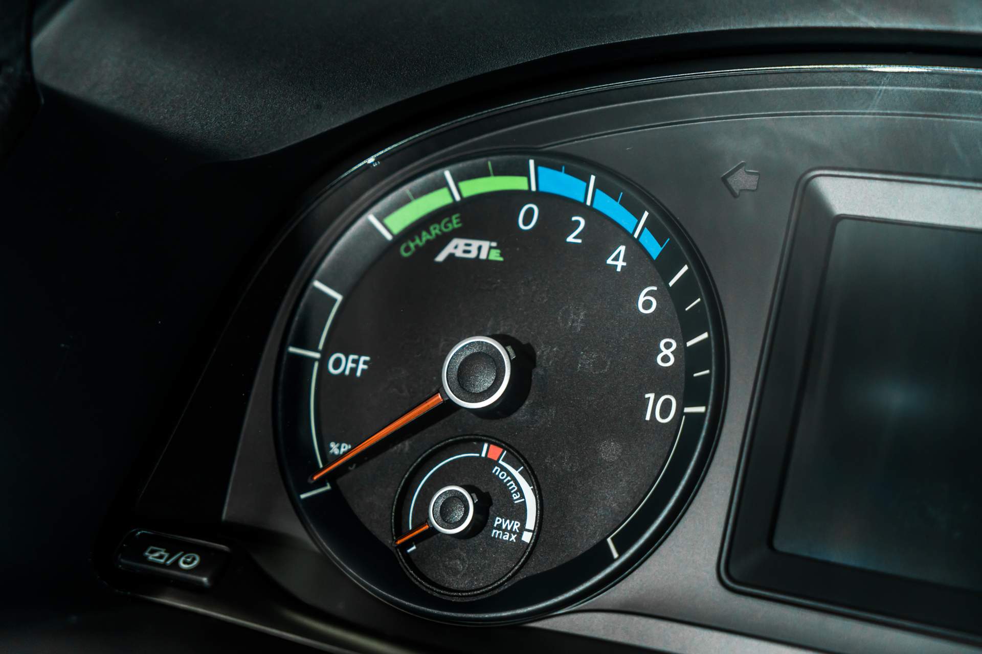 ABT_E-Line_T6_Caddy-12 ABT’s e-Caddy And e-Transporter Electric Conversions Deliver Up To 400Km Of Range