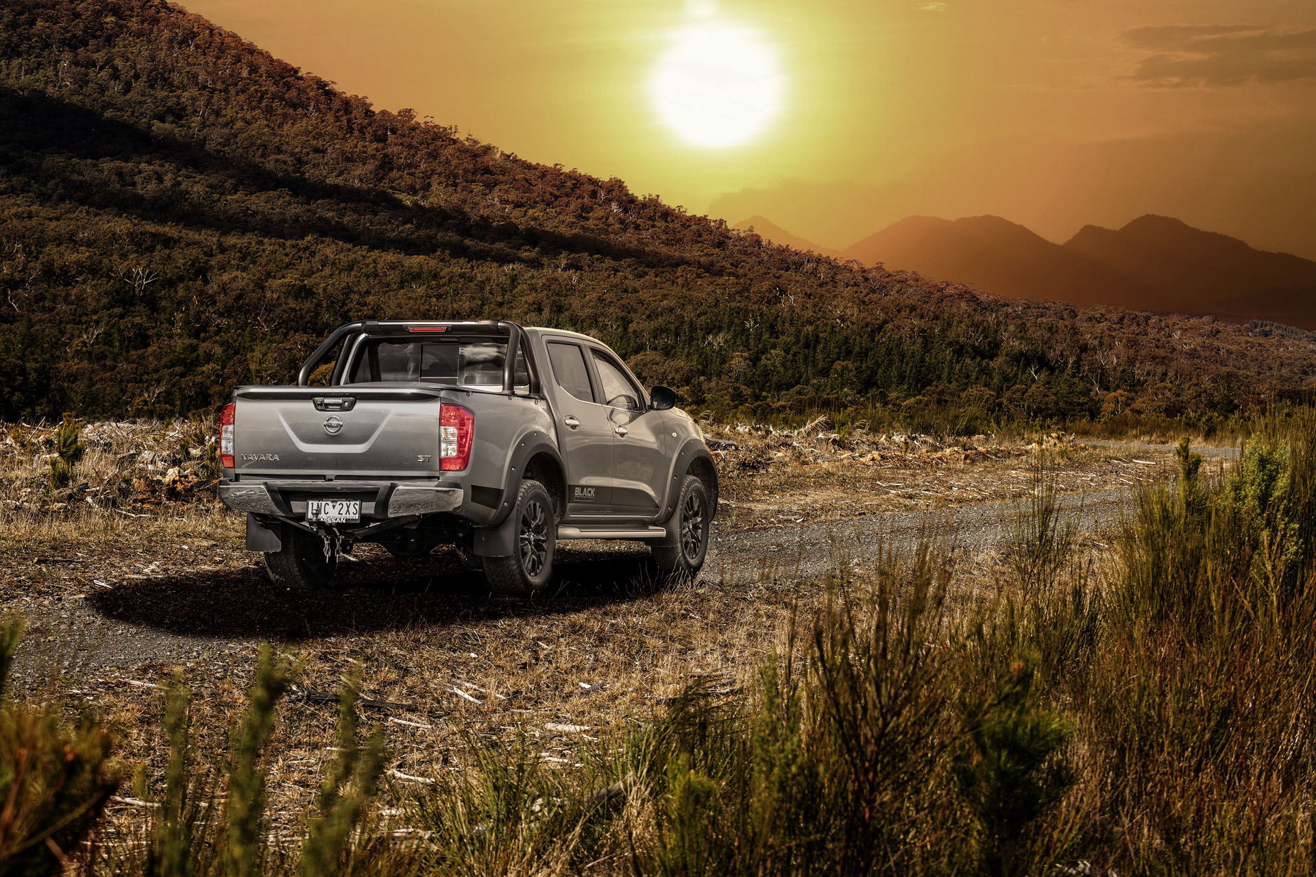 Nissan Navara ST Black Edition Nissan Navara Rubs The Aging Frontier’s Nose In Its Latest Special Editions