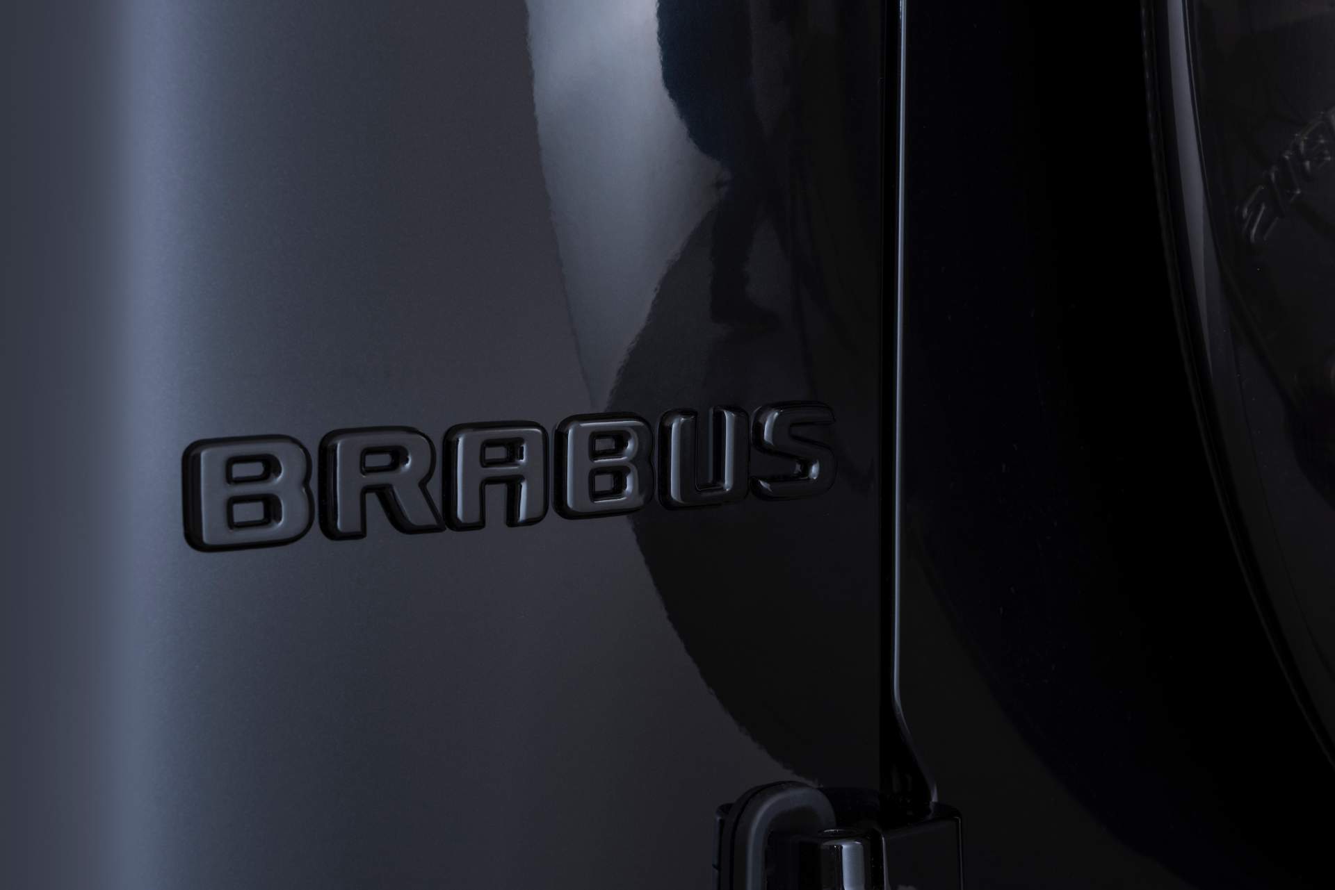 Brabus-700-Widestar-based-on-Mercedes-AMG-G63-27 New Brabus 700 Widestar Is What Stock Mercedes-AMG G63s Dream Of Becoming