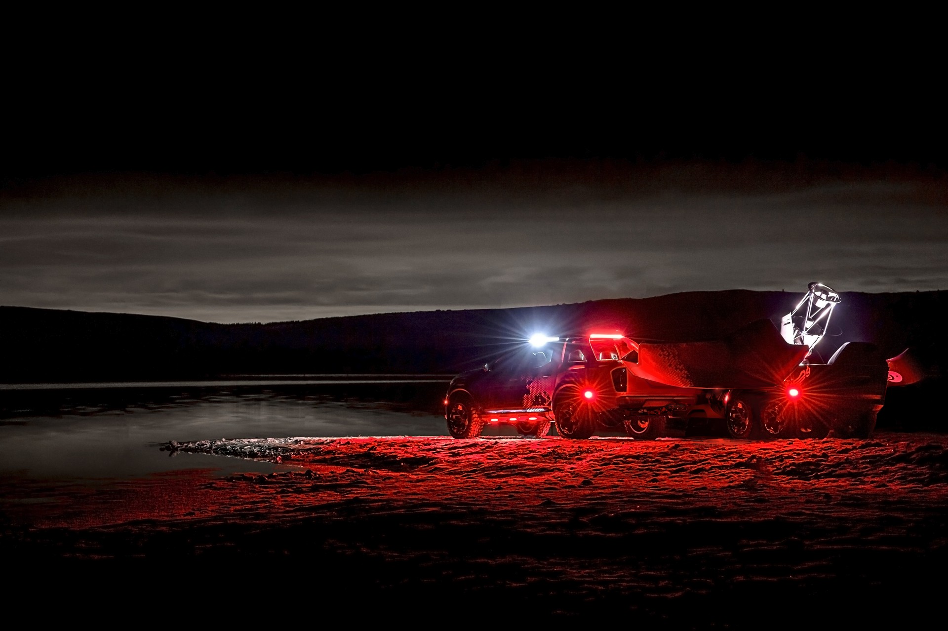 Navara Dark Sky concept-30 Nissan Navara Dark Sky Concept Packs Plenty Of Star Power Thanks Its To Observatory-Class Telescope