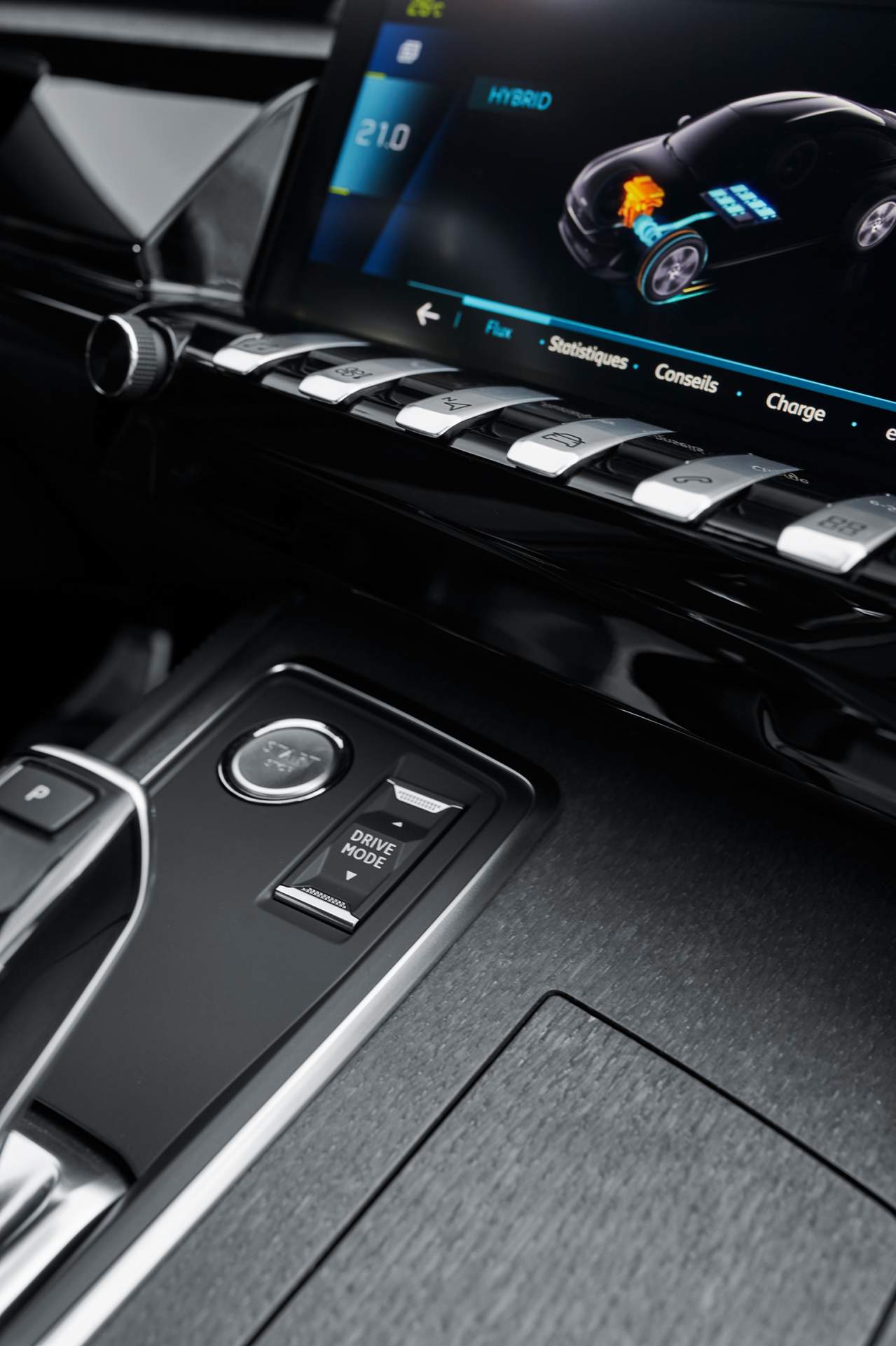 Peugeot-508-Hybrid-7 Peugeot’s New 508 Hybrid And 3008 Hybrid4 PHEVs Deliver Up To 300PS, AWD