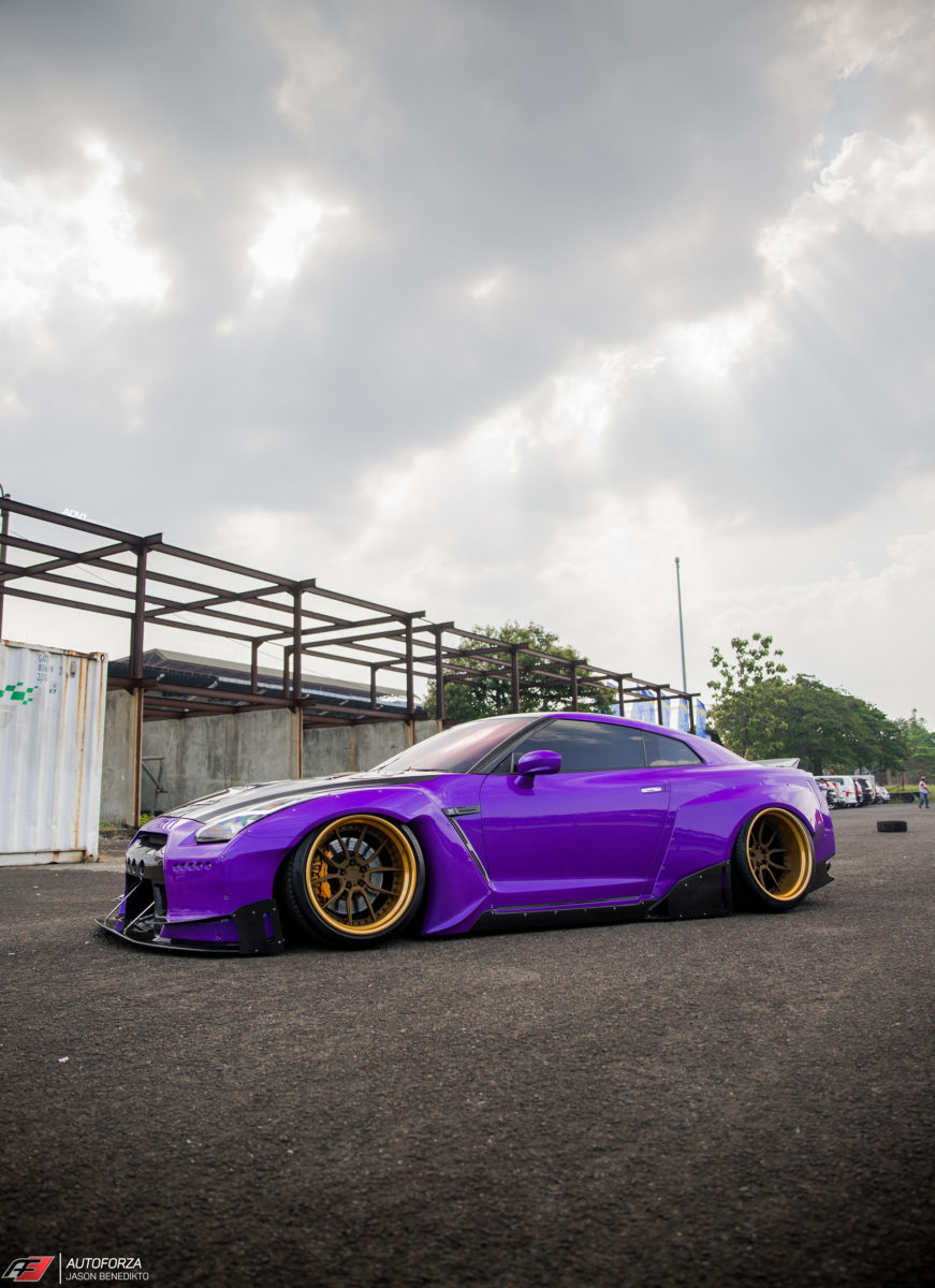Nissan-GT-R-Indonesia-11 Plum Crazy Nissan GT-R Sacrifices Driveability For Fast & Furious Looks