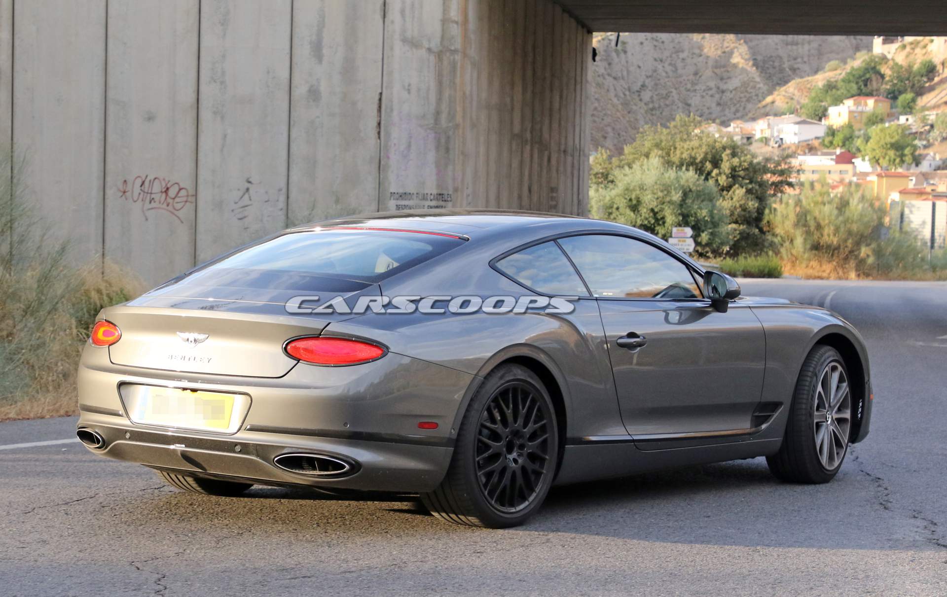 Bentley-Continental-GT-Speed-spy-shots-10 2020 Bentley Continental GT Speed Spied Mixing Wheel Sets