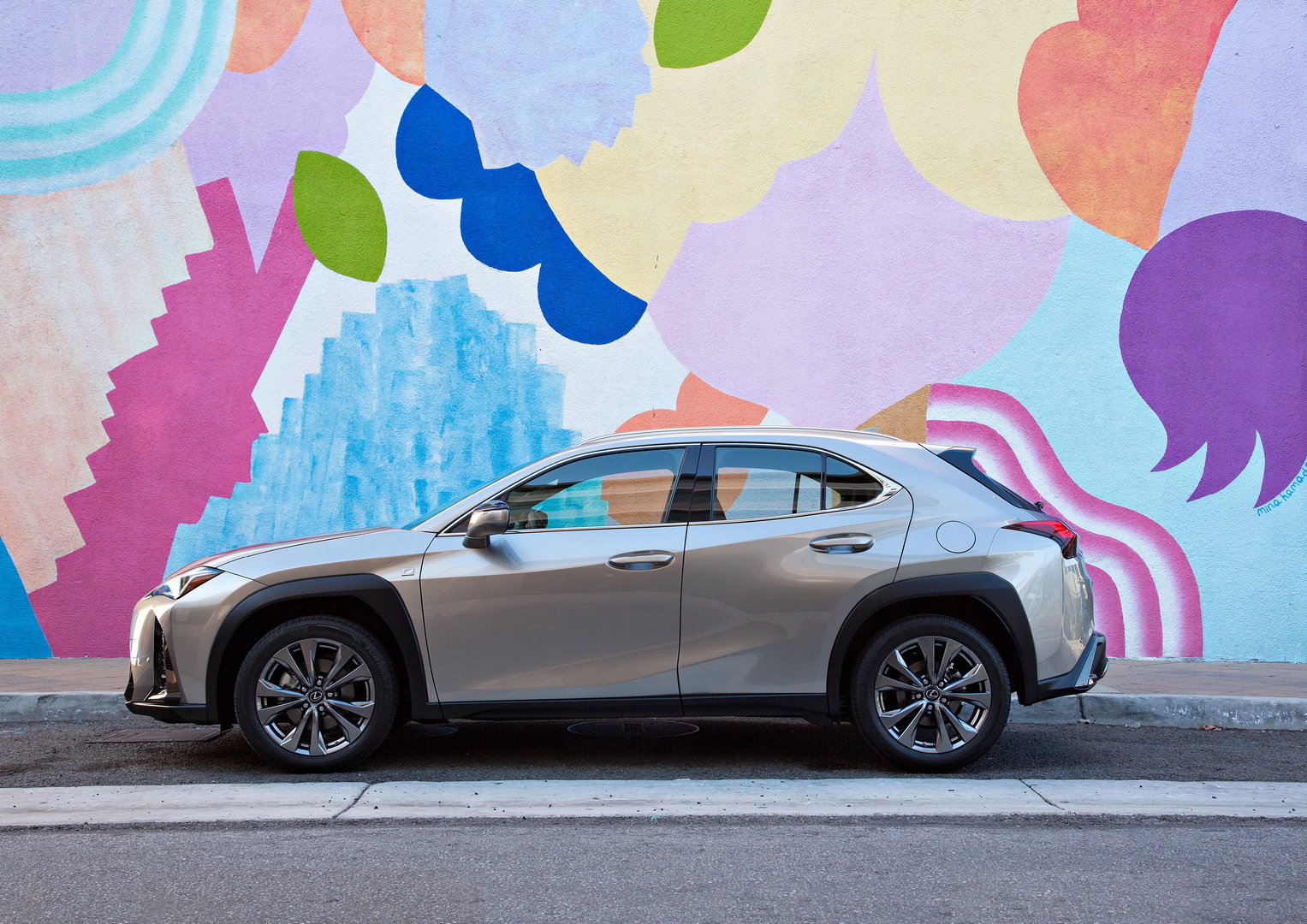 2019-lexus-ux-24 2019 Lexus UX Priced From $32,000, Sales Commence In December