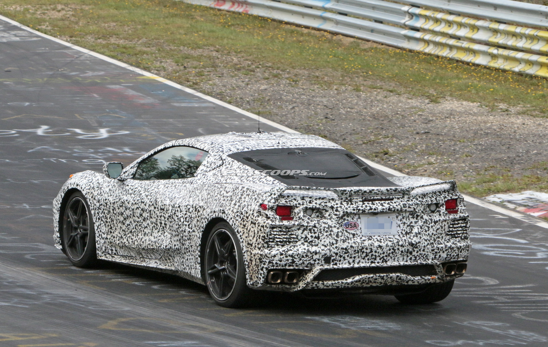 Corvette C8 Track 10 2020 Corvette C8 Features Vented Engine Cover For Improved Cooling