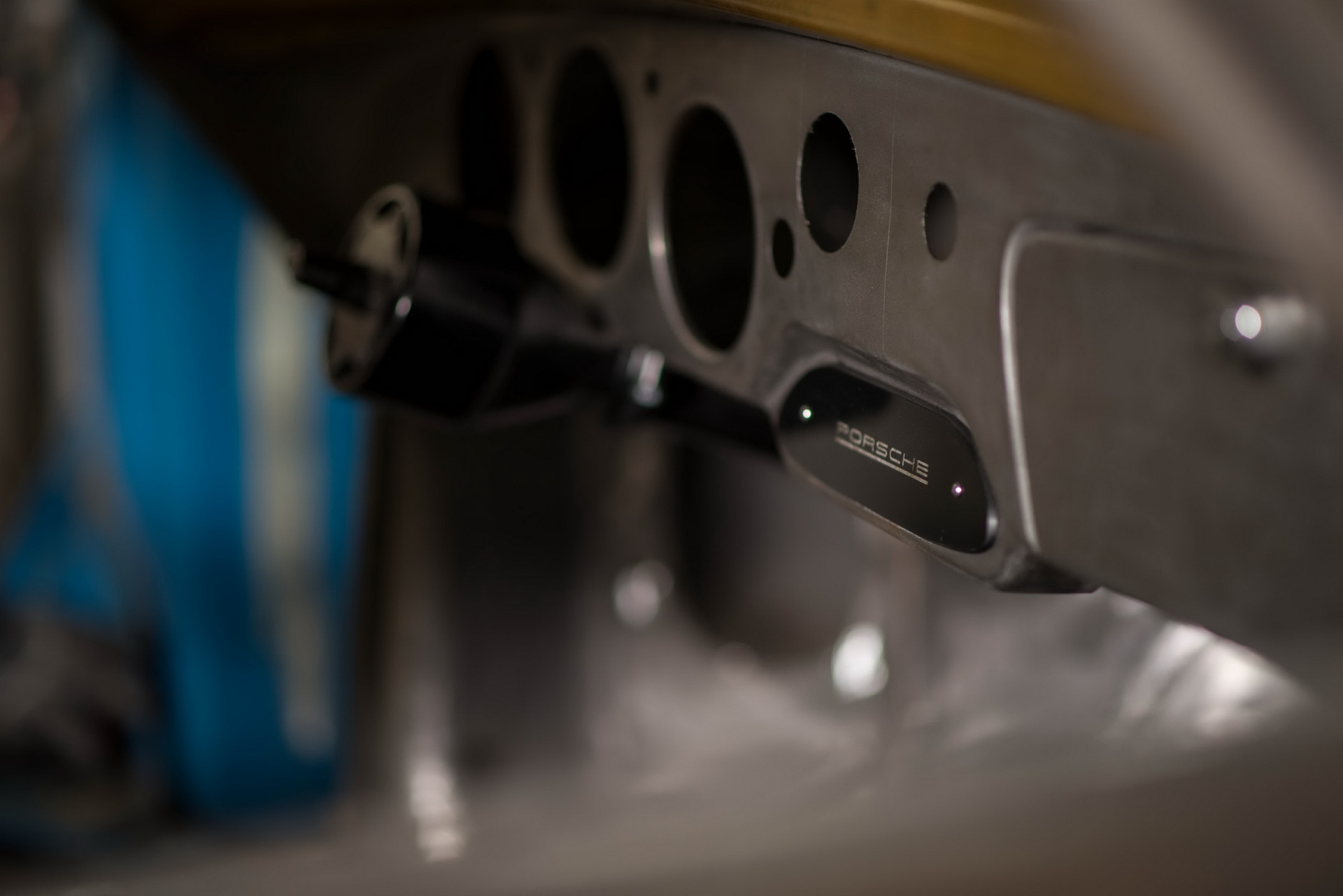 MOMO-356-RSR-19 Momo 356 RSR Outlaw Wants To Become The Ultimate Porsche 356