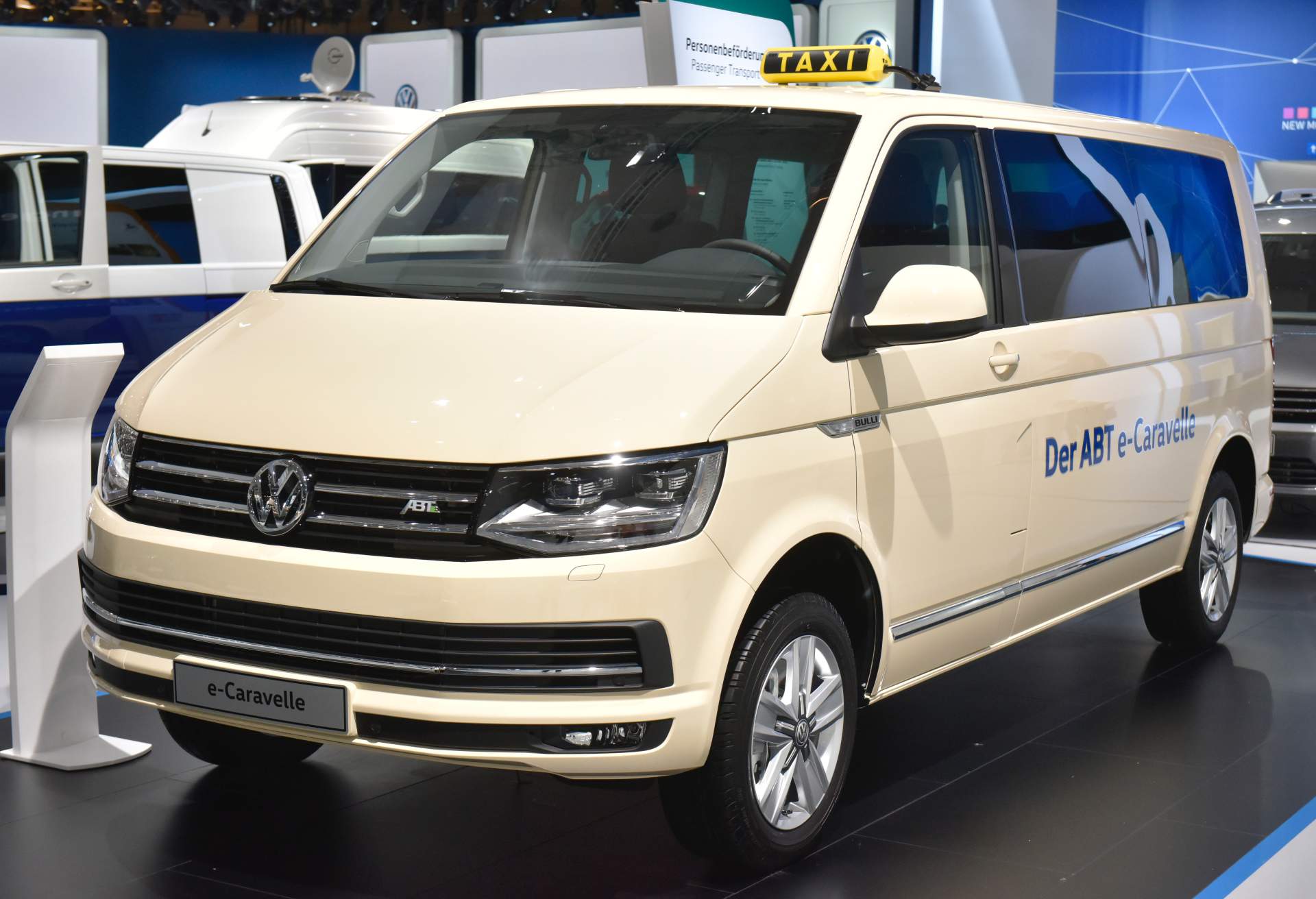 volkswagen caddy electric