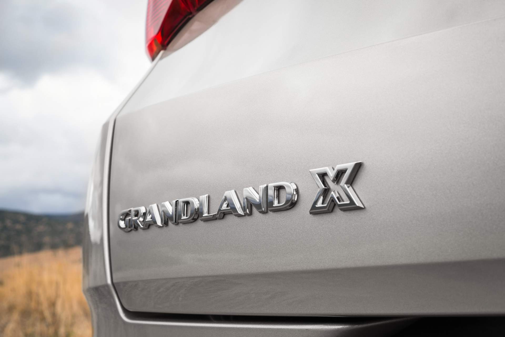 Opel-Grandland-X-2 Opel Grandland X Gains 1.6-Liter 180 PS Turbo Engine From PSA
