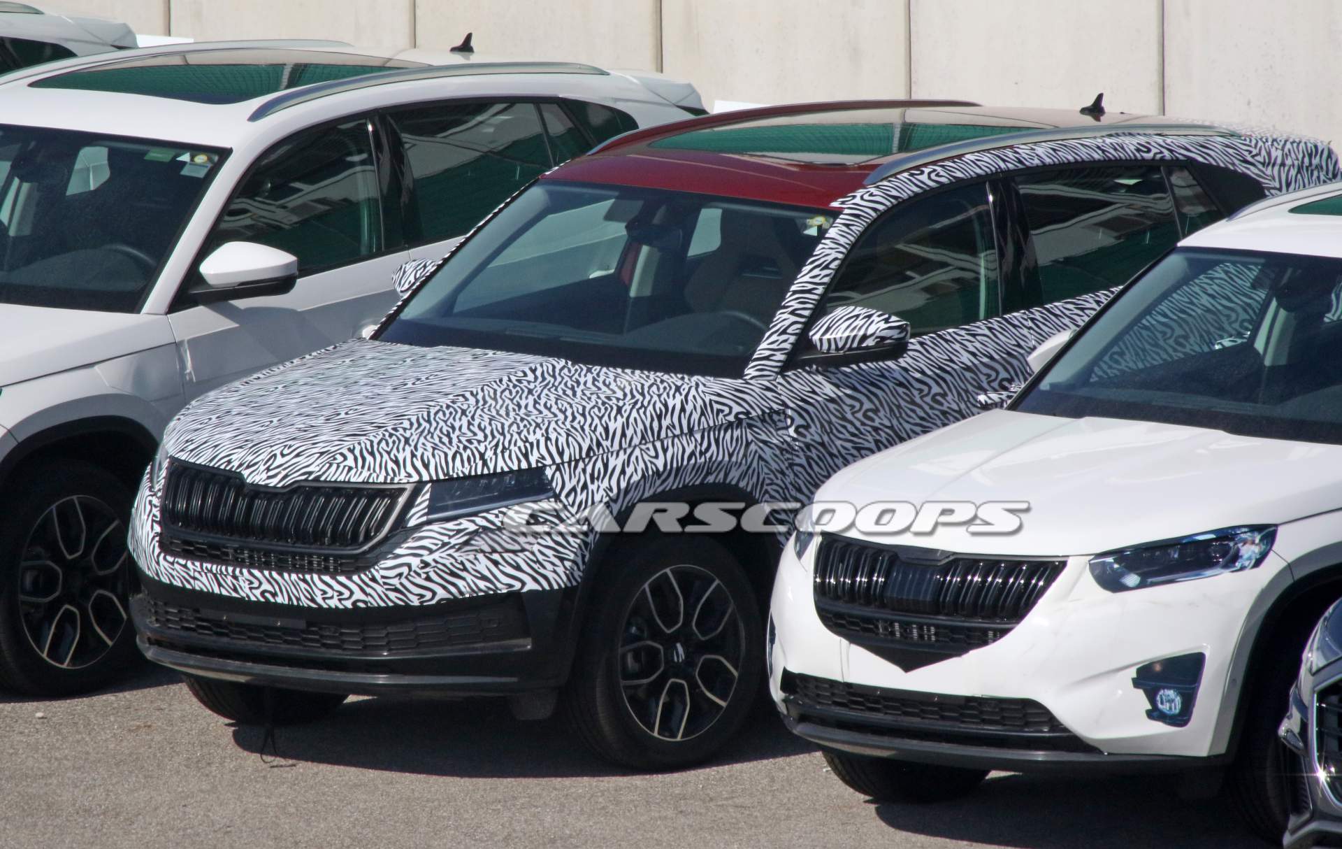 Skoda-Kodiaq-GT-spy-shots-11 Skoda Cheekily Camouflages Kodiaq GT Crossover Coupes As Mazda CX-5s