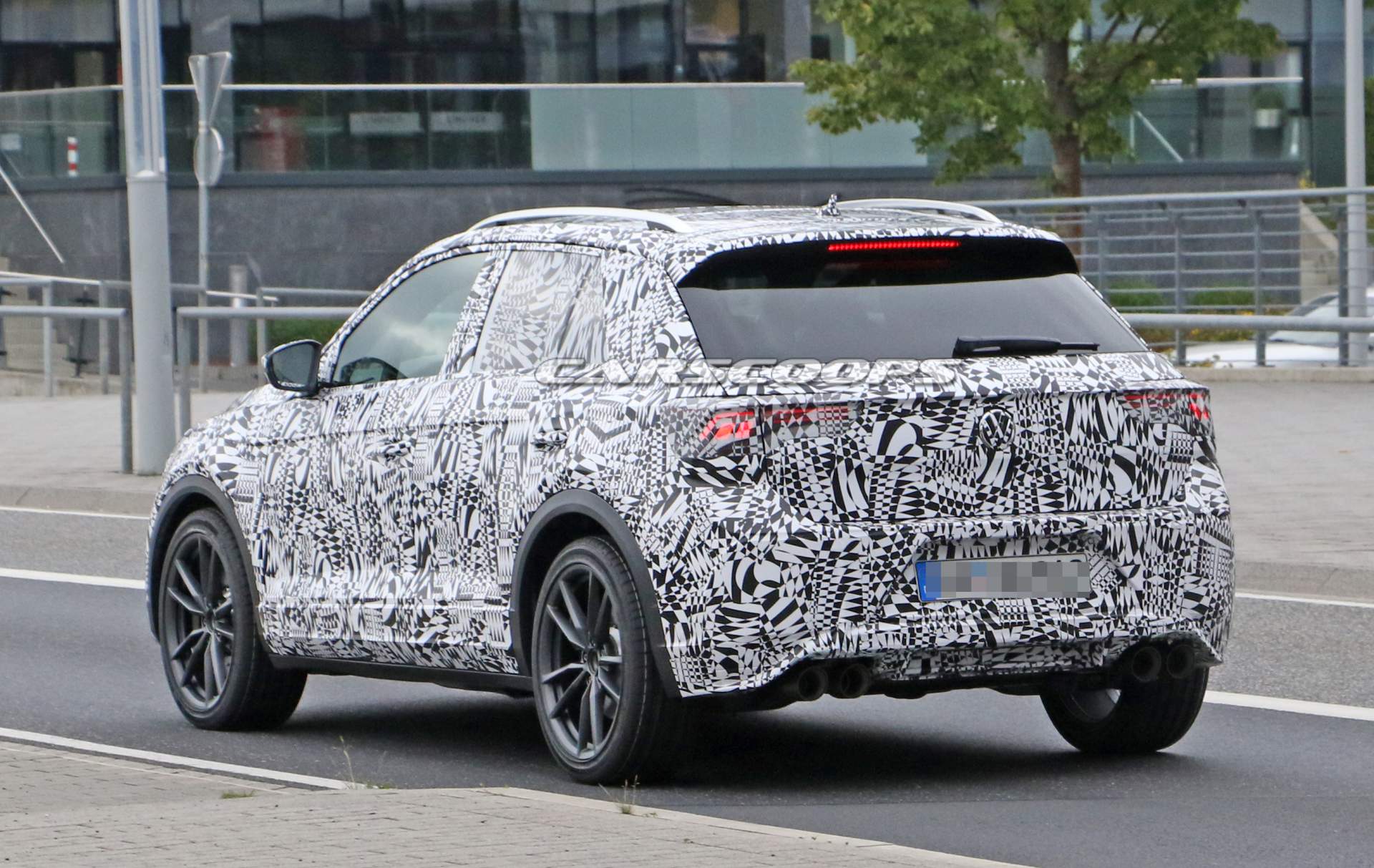 VW-T-Roc-R-spy-shots-12 VW T-Roc R Parades Final Production Body At The Nürburgring