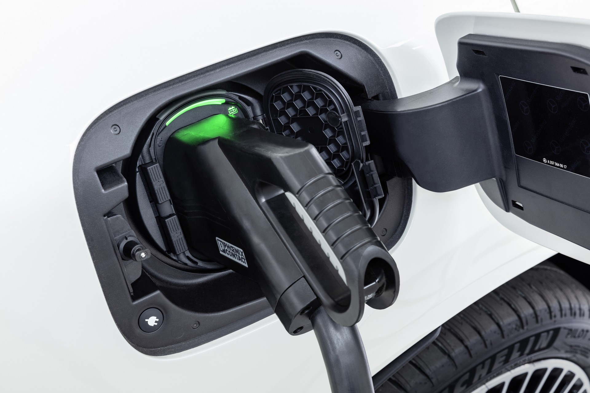 Mercedes-EQC-63 Mercedes Enters The Electric Era With All-New EQC Crossover