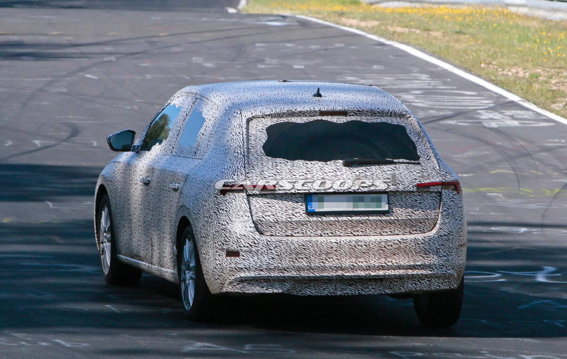 2019-Skoda-Rapid-Spaceback-spy-shots-47 2019 Skoda Rapid Spaceback Makes Spy Debut At The Nürburgring