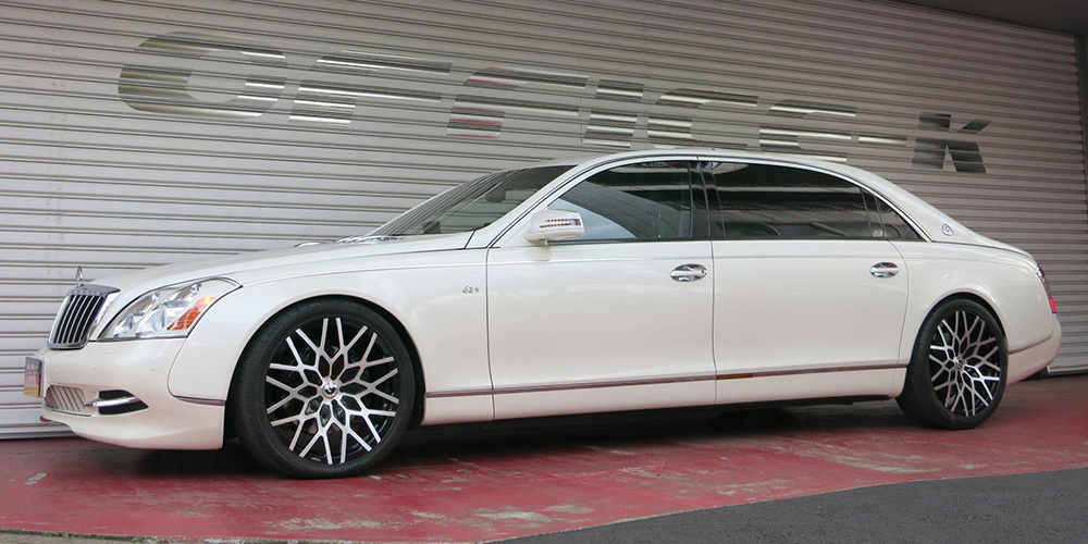maybach-forgiato-wheels-14 Two-Tone Paint And Huge Rims Are One Way To Make Your Mercedes-Maybach S600 Stand Out