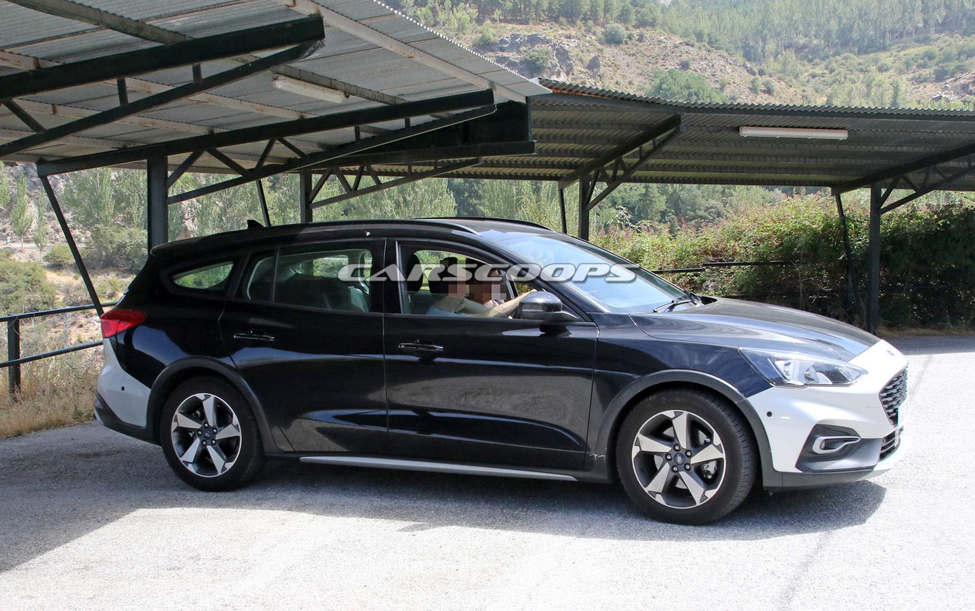Ford-Focus-Wagon-Active-spy-shots-1 This Is The Ford Focus Active Wagon We Won’t Be Getting In The US