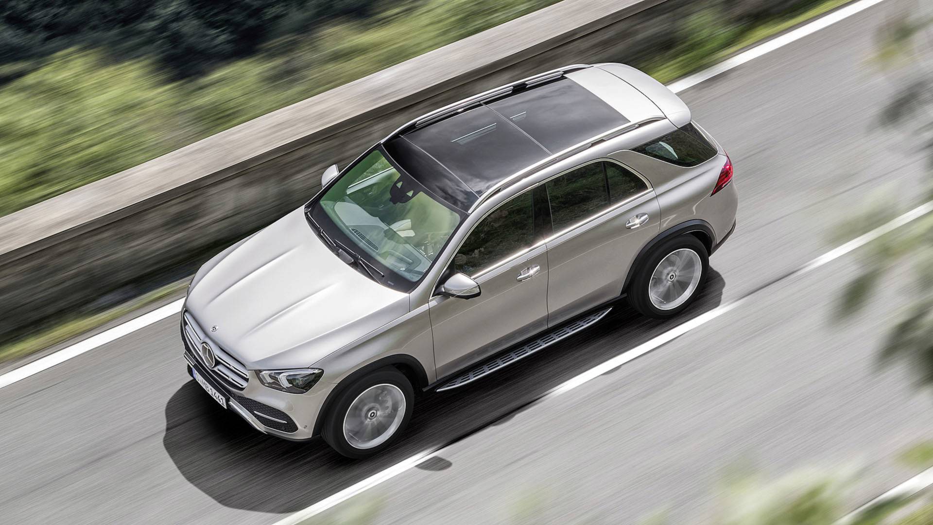 Mercedes-Benz-GLE-12 2019 Mercedes-Benz GLE Is Here With More Space, New Tech And Looks